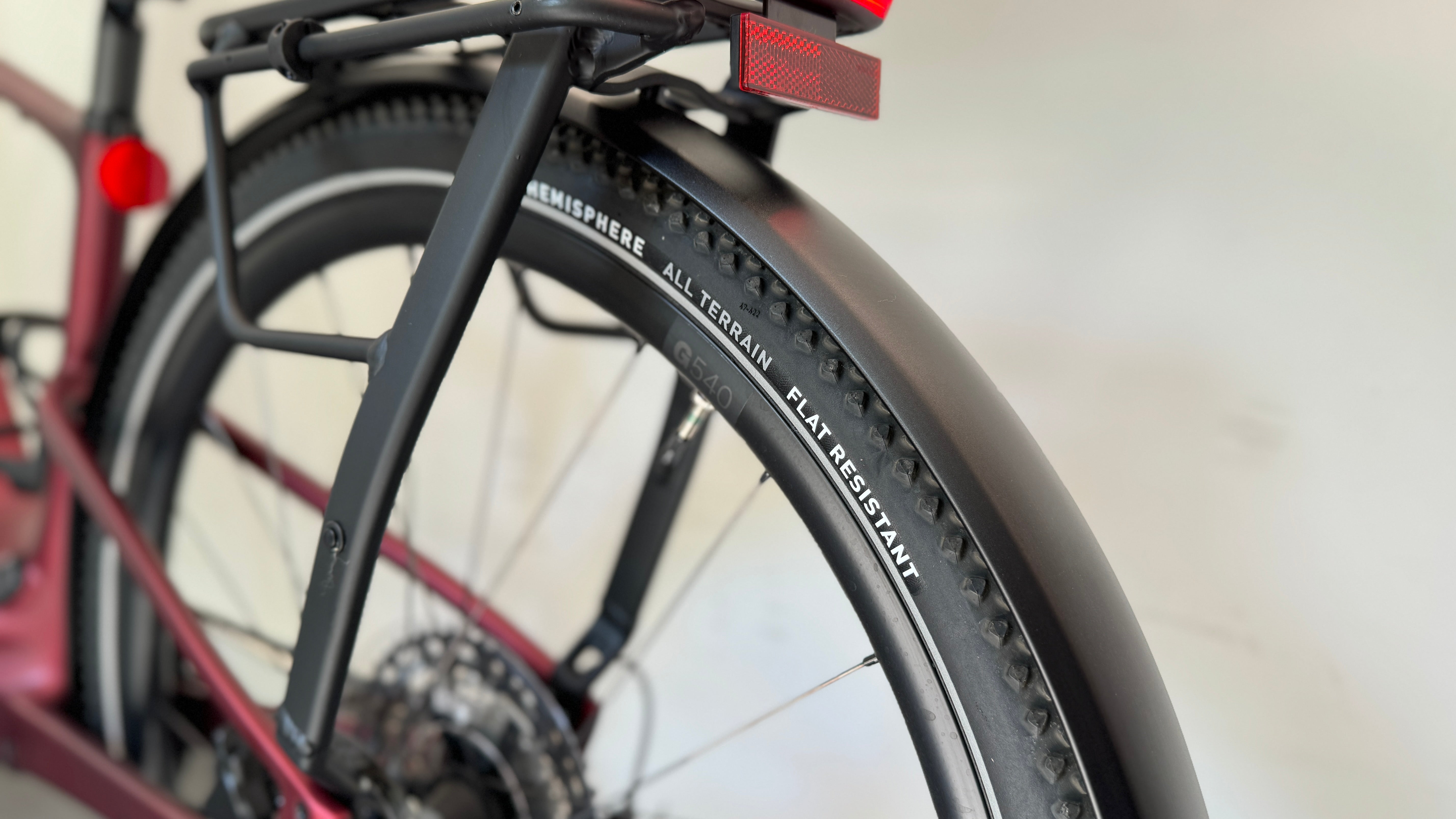 2025 Specialized Turbo Vado SL 2 6.0 MEDIUM EQ Carbon Electric bike Only 330 mi