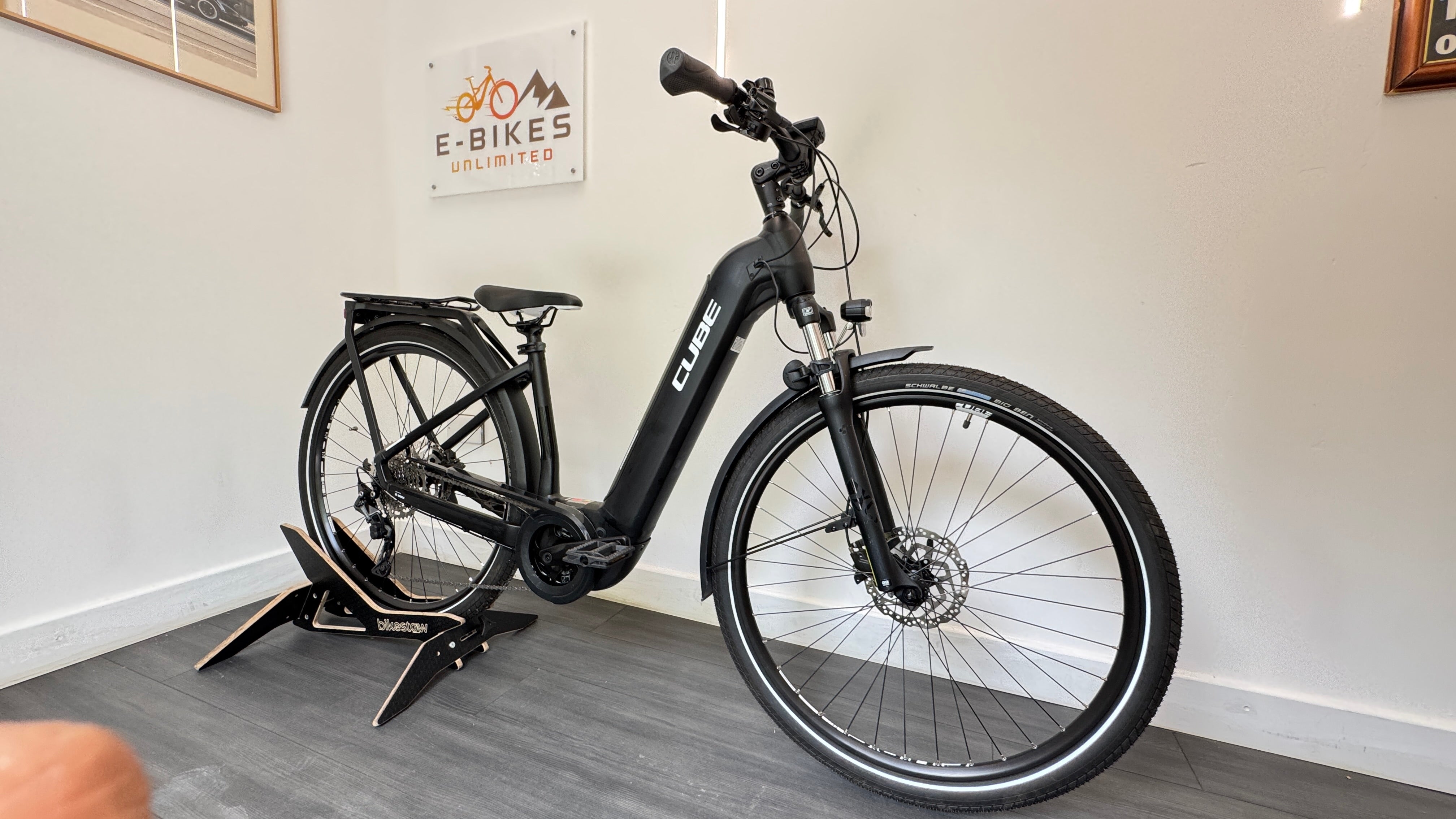 Cube Touring Hybrid Pro 500Wh Black/White X Small 46cm Step Thru Electric Bike Ebike