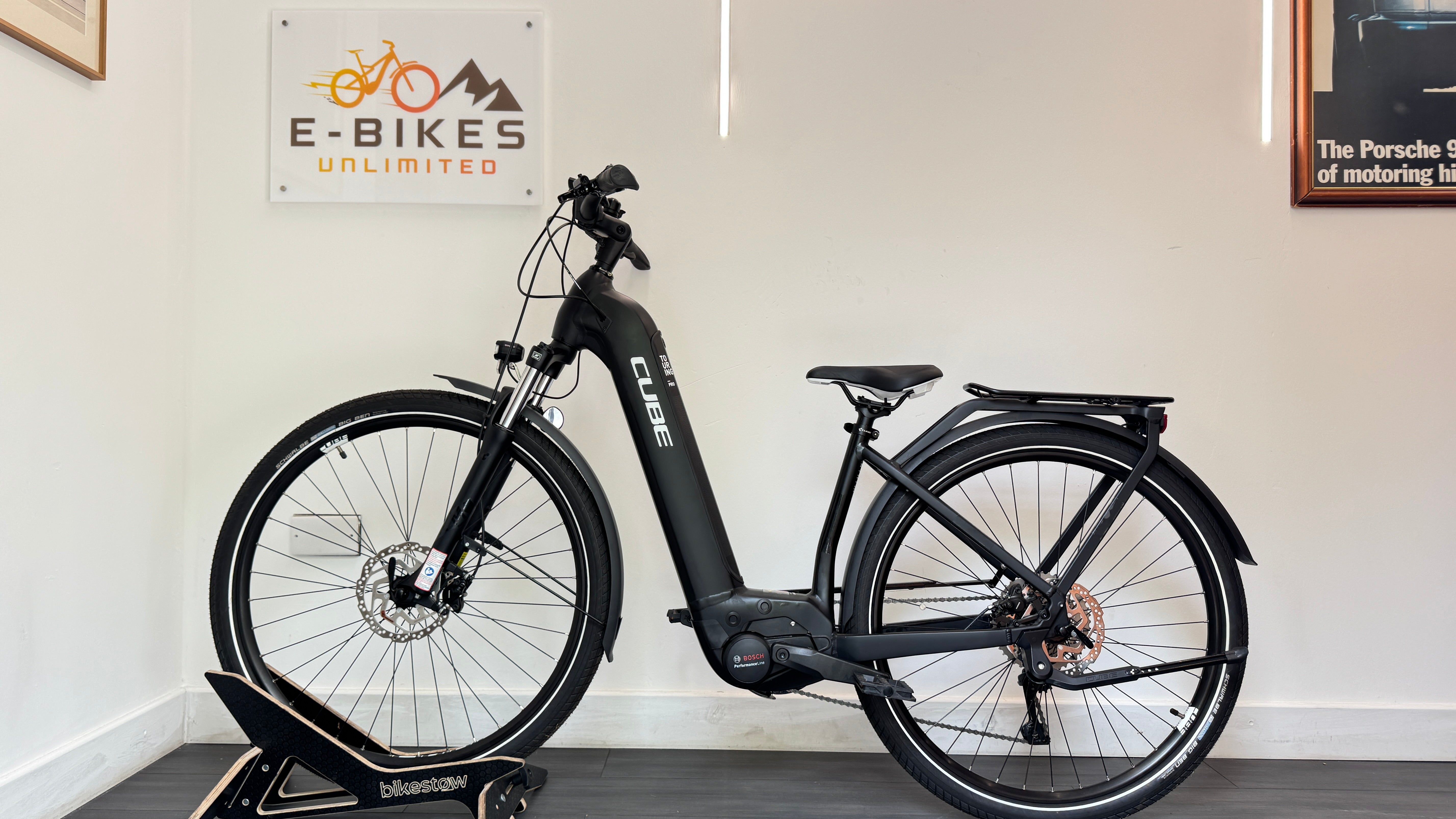 Cube Touring Hybrid Pro 500Wh Black/White X Small 46cm Step Thru Electric Bike Ebike