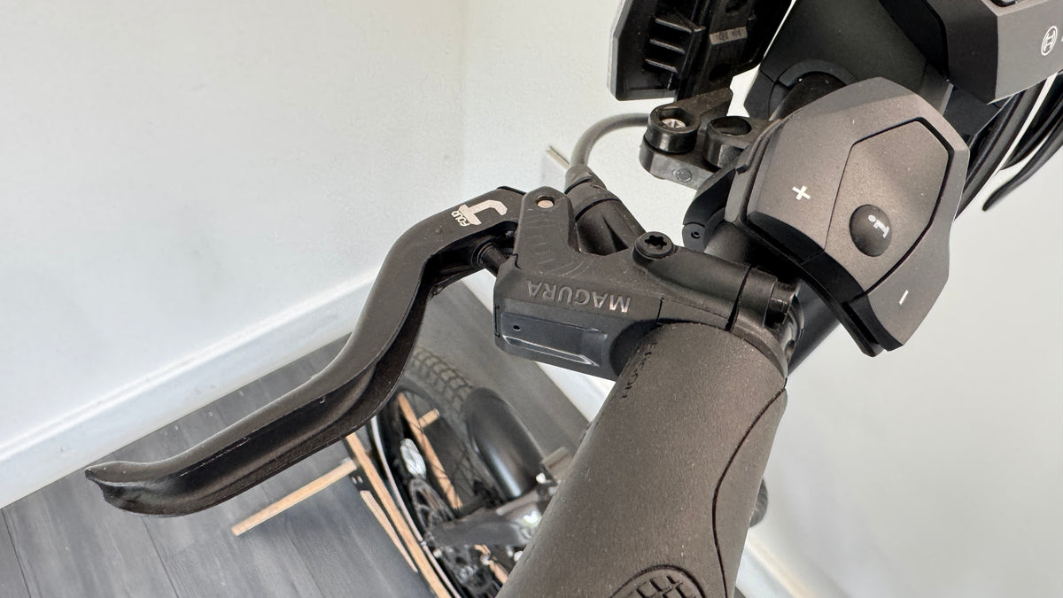 Tern NBD S5i Electric Bike 500Wh E Bike RRP £3400 Gates Belt Drive Shimano Nexus BRAND NEW