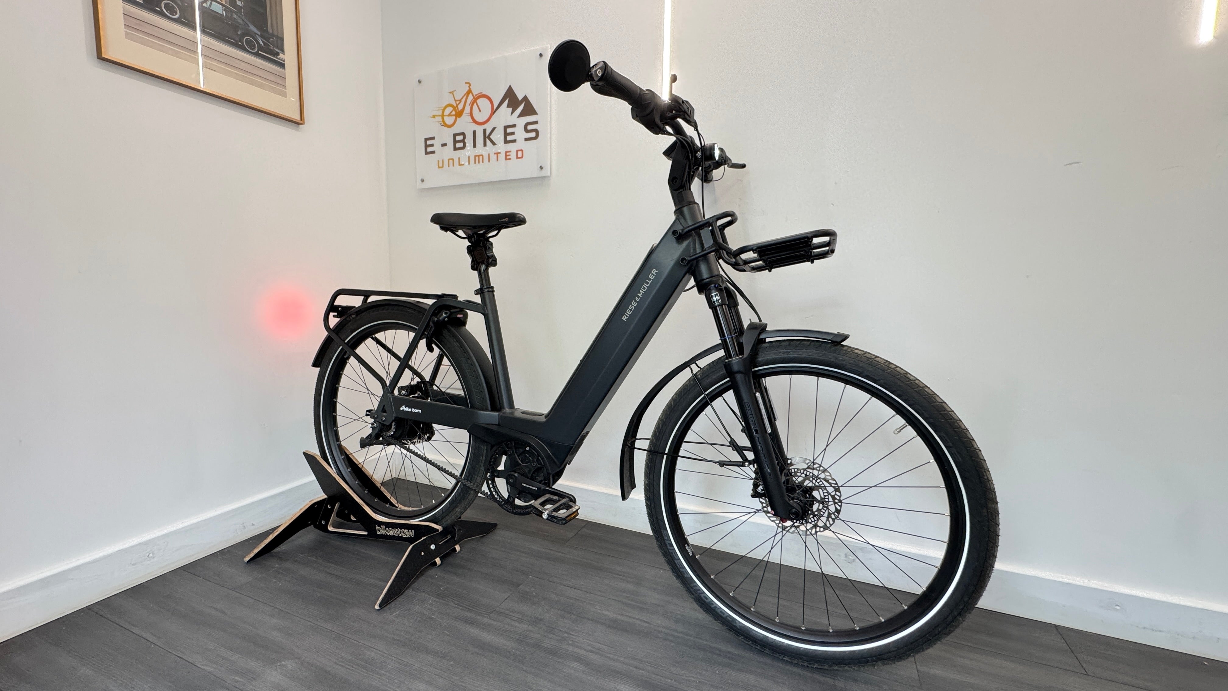 Riese and Muller Nevo 4 utility grey matt 51cm Medium/Large 750Wh Battery Bosch ABS Kiox Cockpit Front Carrier