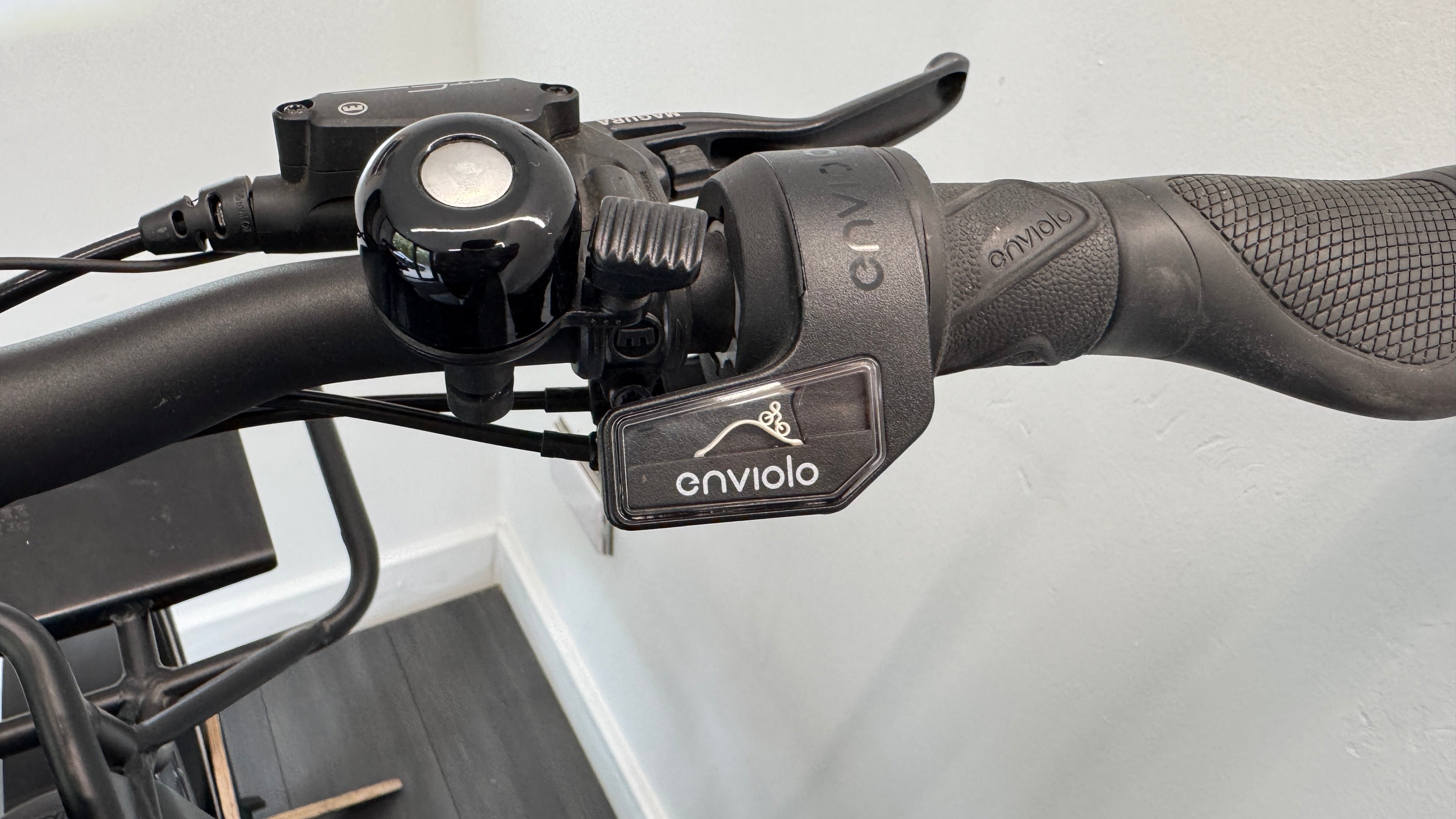 Riese and Muller Nevo 4 utility grey matt 51cm Medium/Large 750Wh Battery Bosch ABS Kiox Cockpit Front Carrier