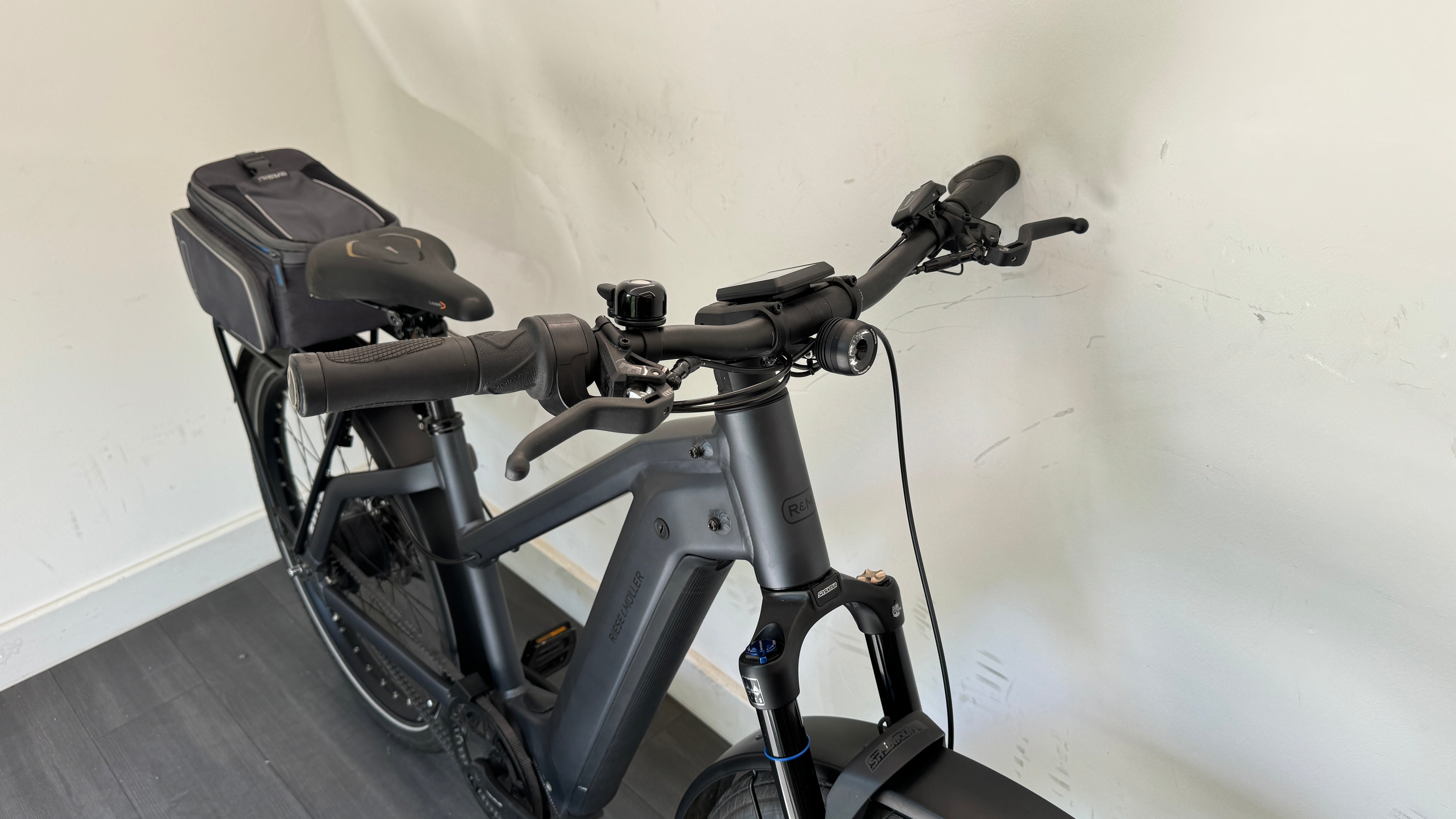 Riese & Müller Charger4 Mixte GT Vario - 46cm SMALL Electric Hybrid Bike Bosch 750Wh Powertube