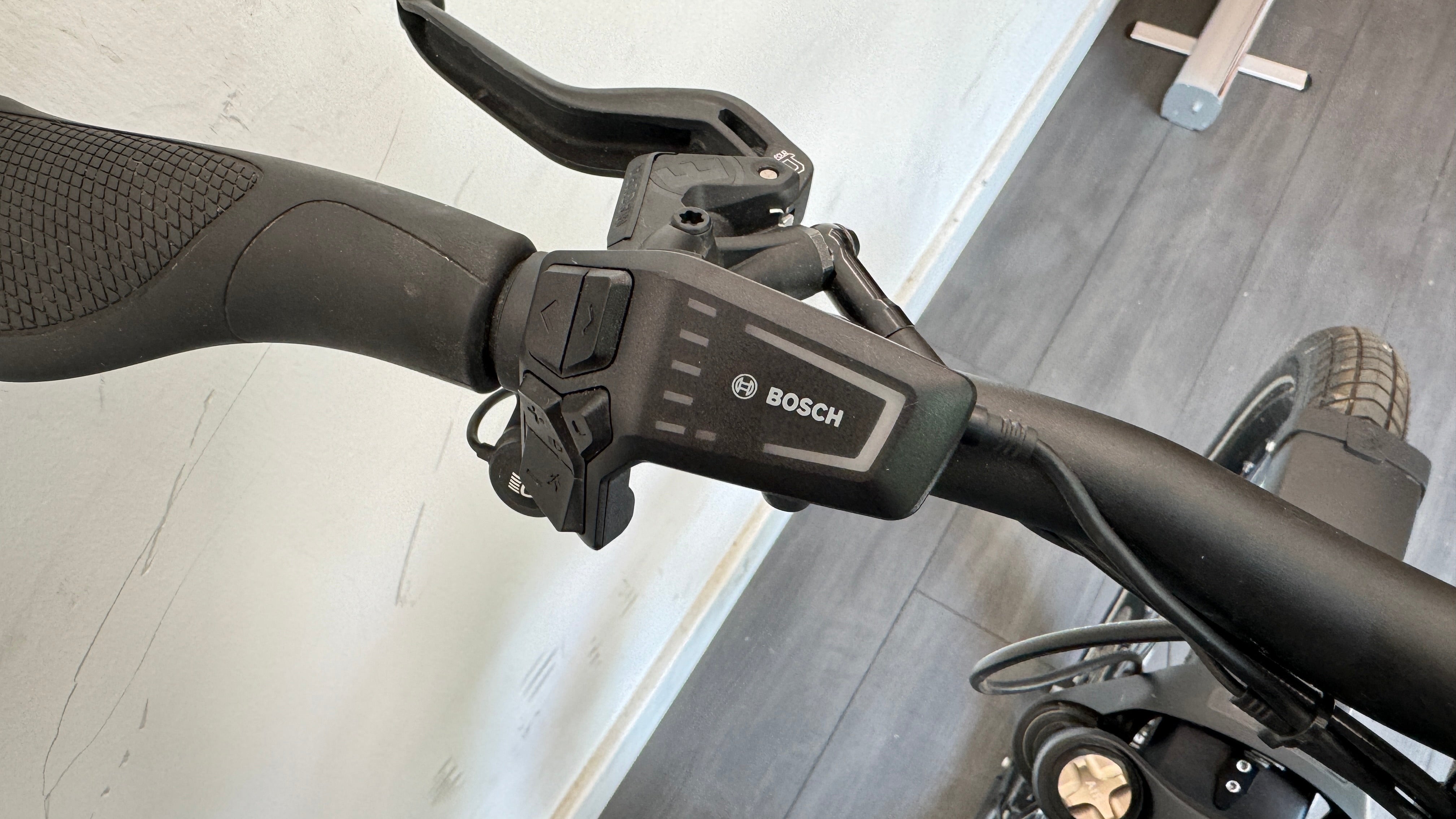 Riese & Müller Charger4 Mixte GT Vario - 46cm SMALL Electric Hybrid Bike Bosch 750Wh Powertube