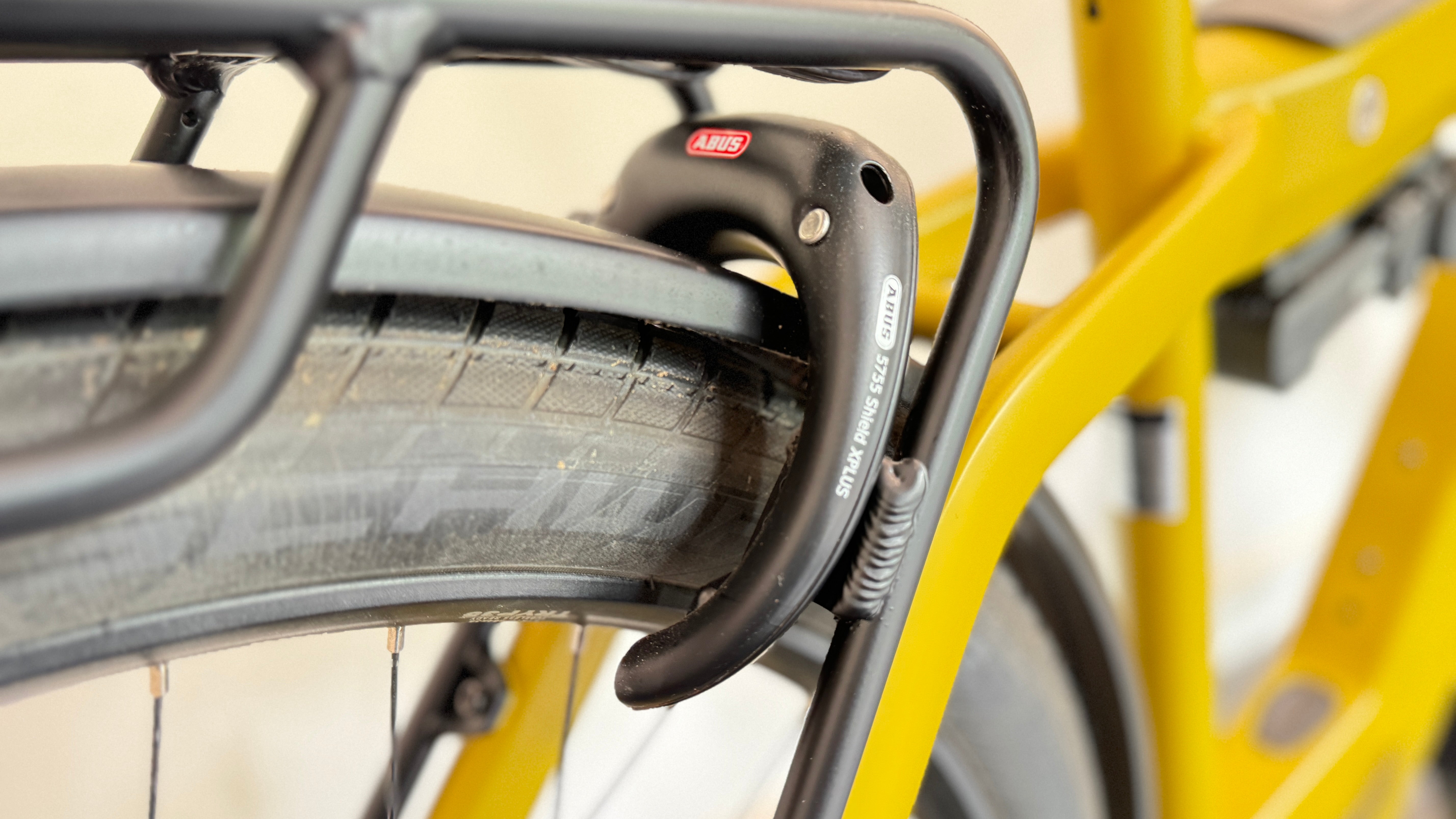 Riese and Müller Supercharger GT Vario 53cm LARGE Nyon Dual battery Front rack
