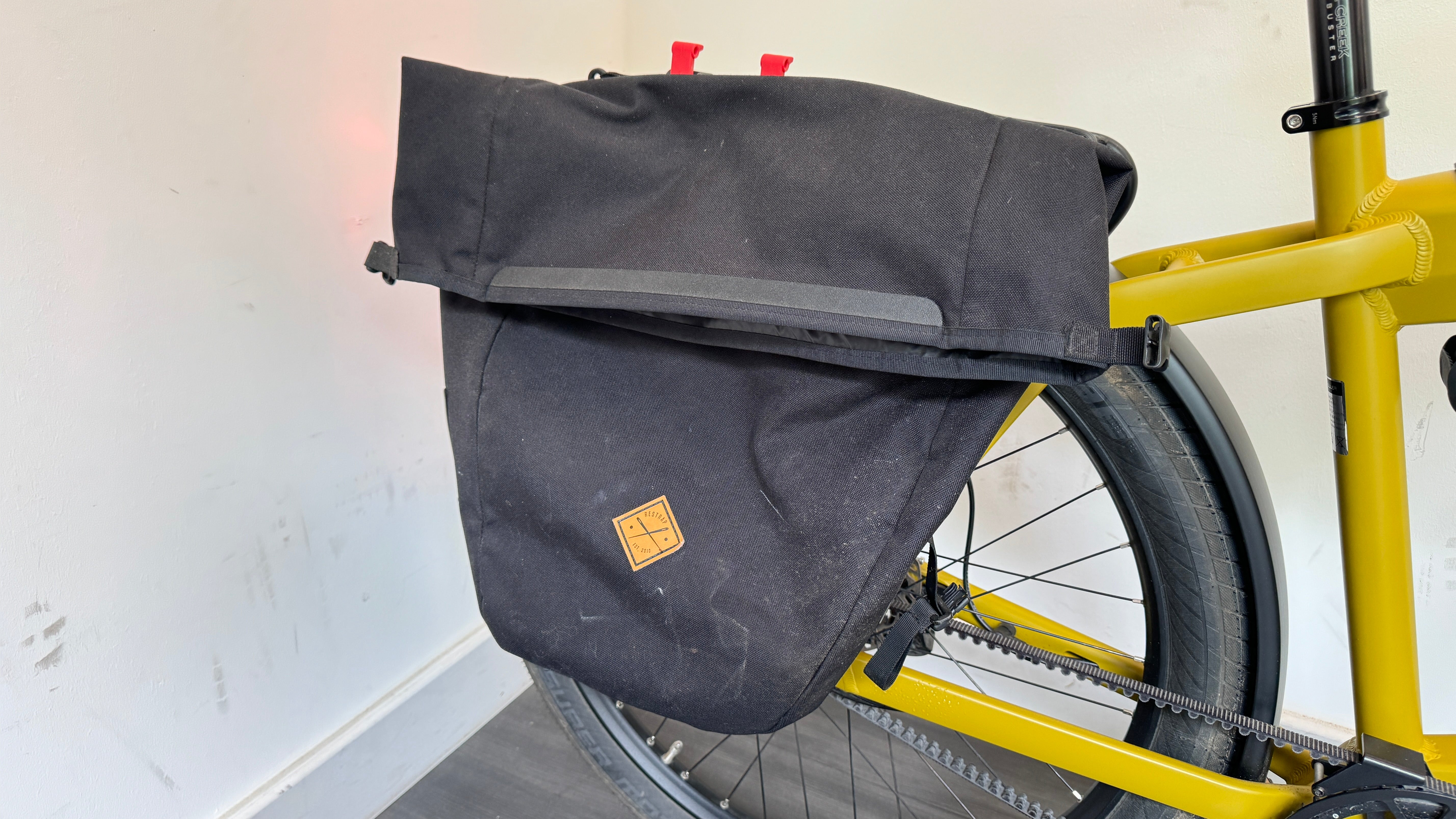 Riese and Müller Supercharger GT Vario 53cm LARGE Nyon Dual battery Front rack