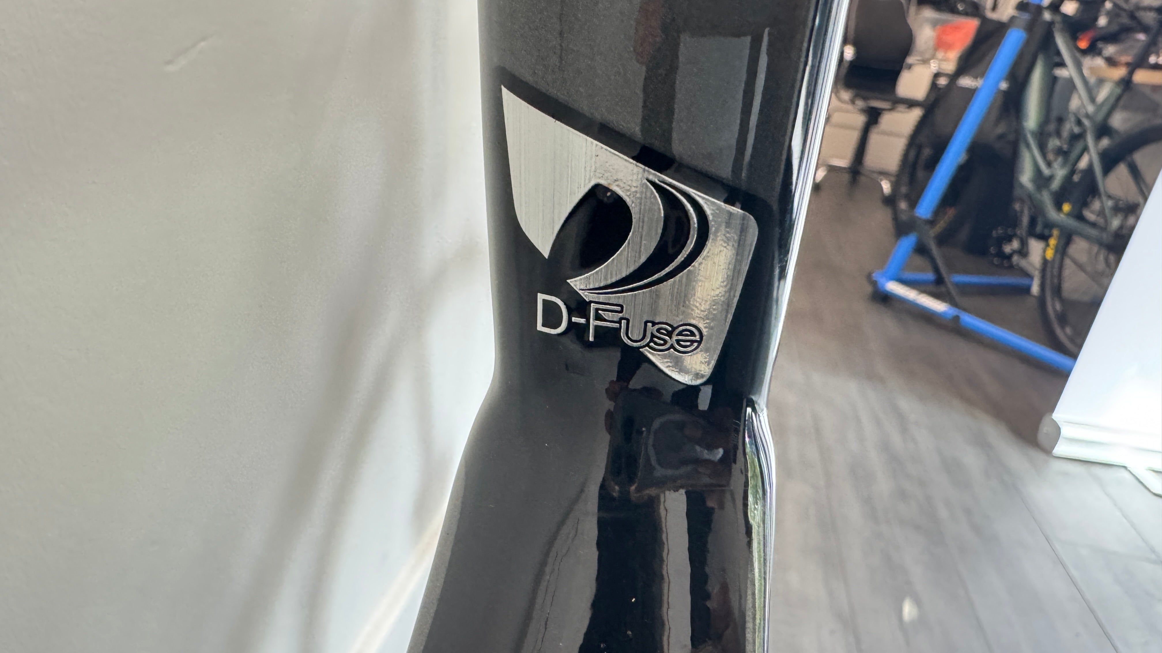 Giant Defy Advanced Pro 0 2018 Road Bike Ultegra Di2 LARGE Carbon Endurance Bike