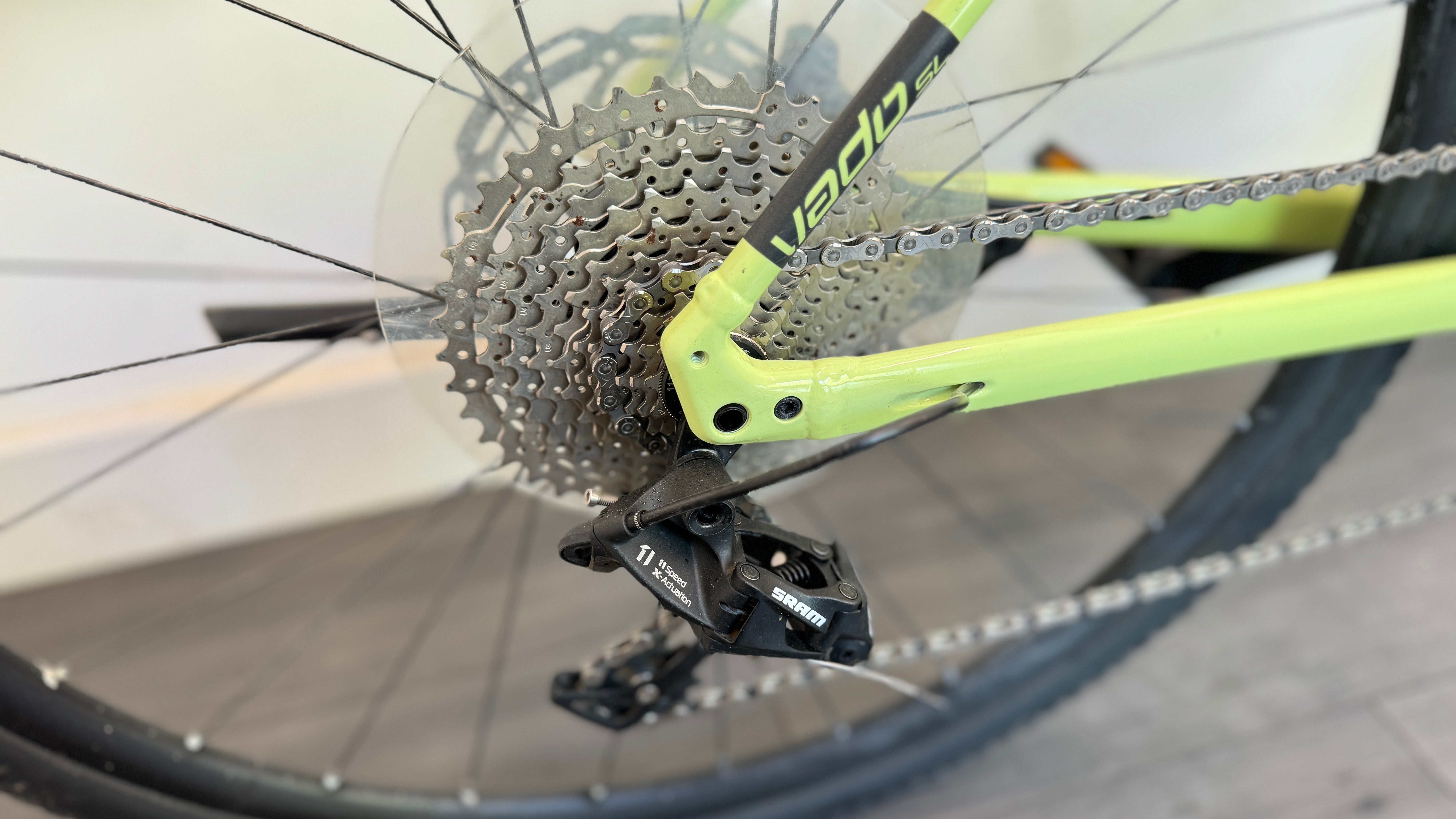 Specialized Turbo Vado SL 4.0 LARGE Step-Through Limestone 320Wh battery 291 miles RRP £2500