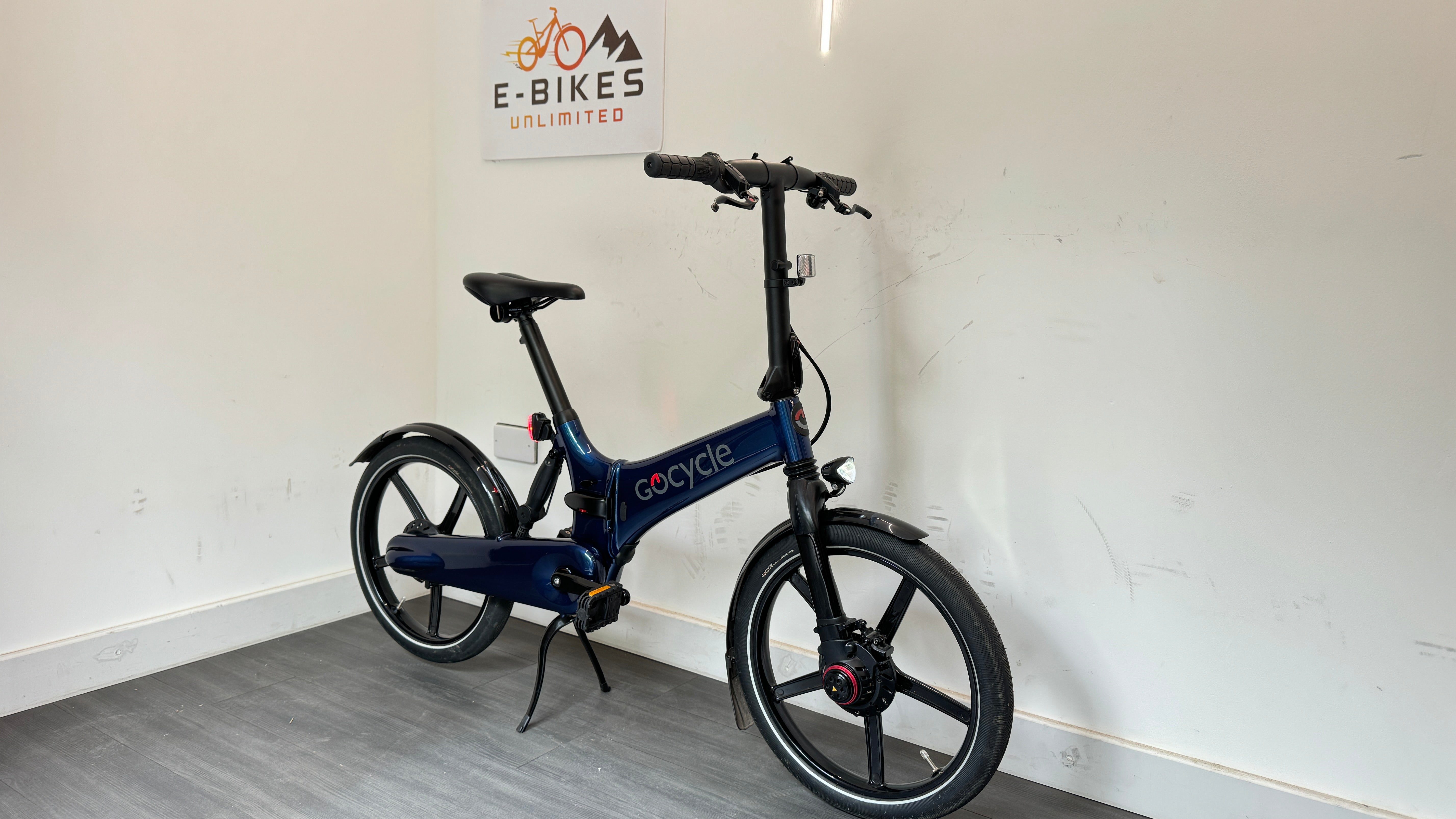 Gocycle GX Blue Folding Electric Bike ebike with only 200 miles Mudguards lights