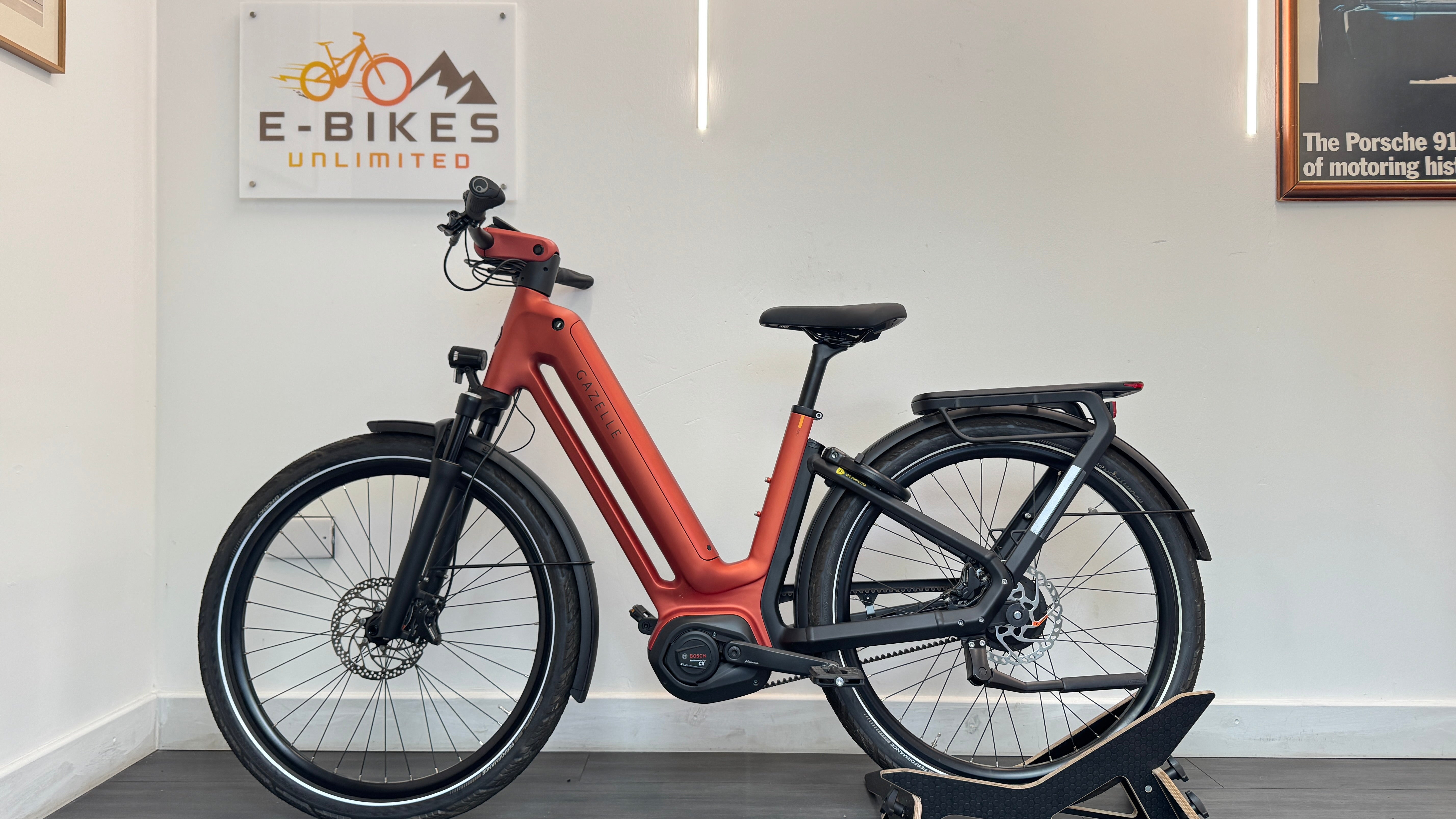 Gazelle Eclipse C380 HMB Low-Step LARGE 45cm 750Wh Enviolo Belt Drive Bosch Kiox 300 RRP £5499 ONLY 71 miles