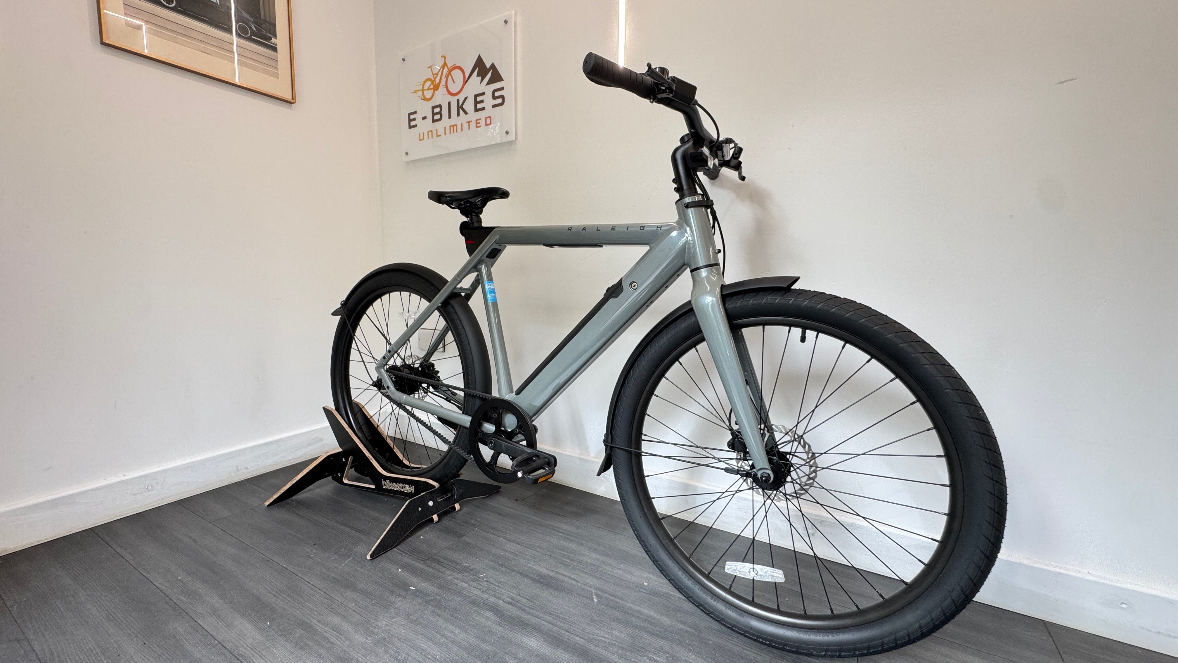 2026 Raleigh One Electric Hybrid Bike MEDIUM Grey 360Wh RRP £2399 Ebike Electric Bike
