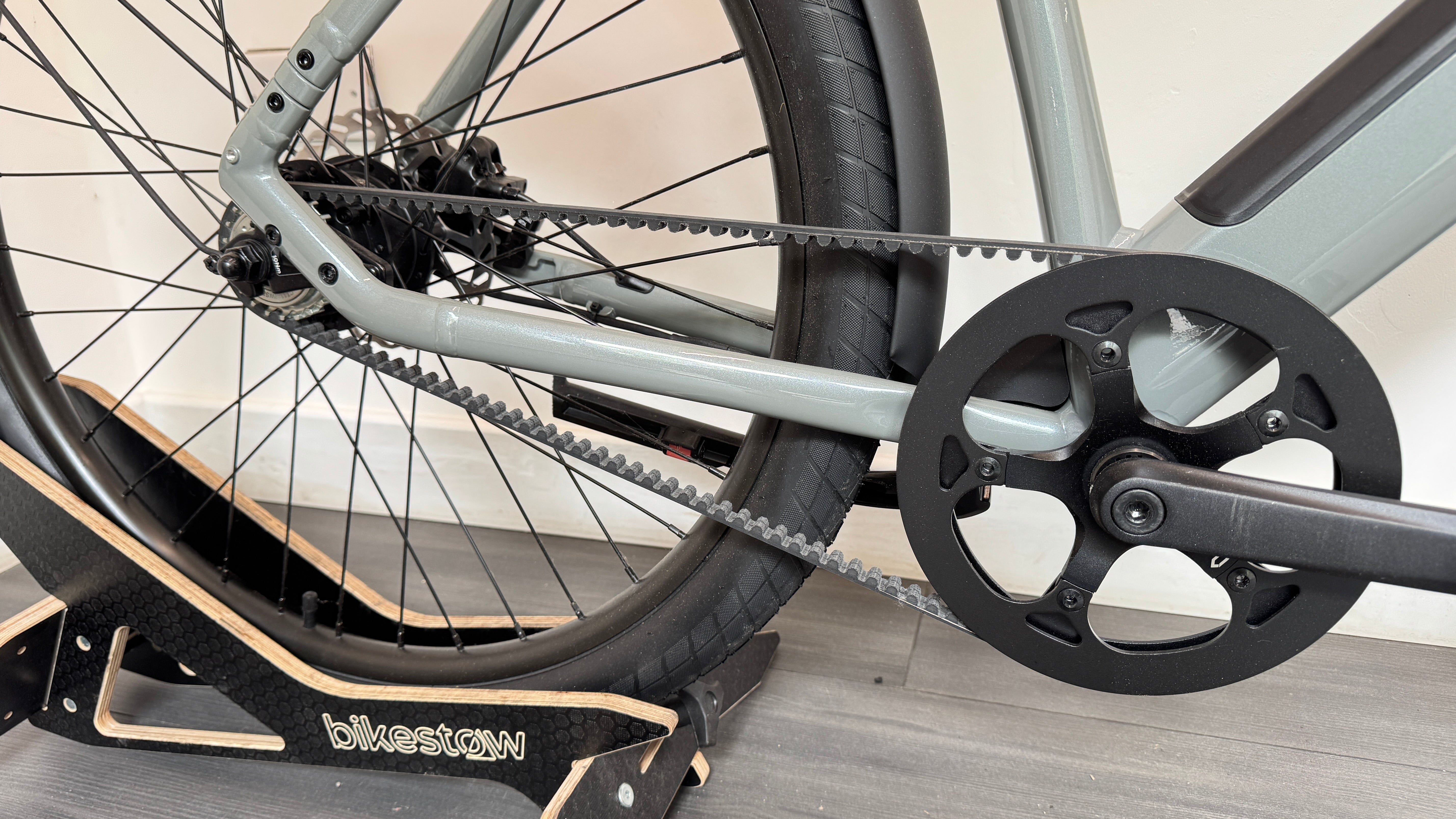 2026 Raleigh One Electric Hybrid Bike MEDIUM Grey 360Wh RRP £2399 Ebike Electric Bike