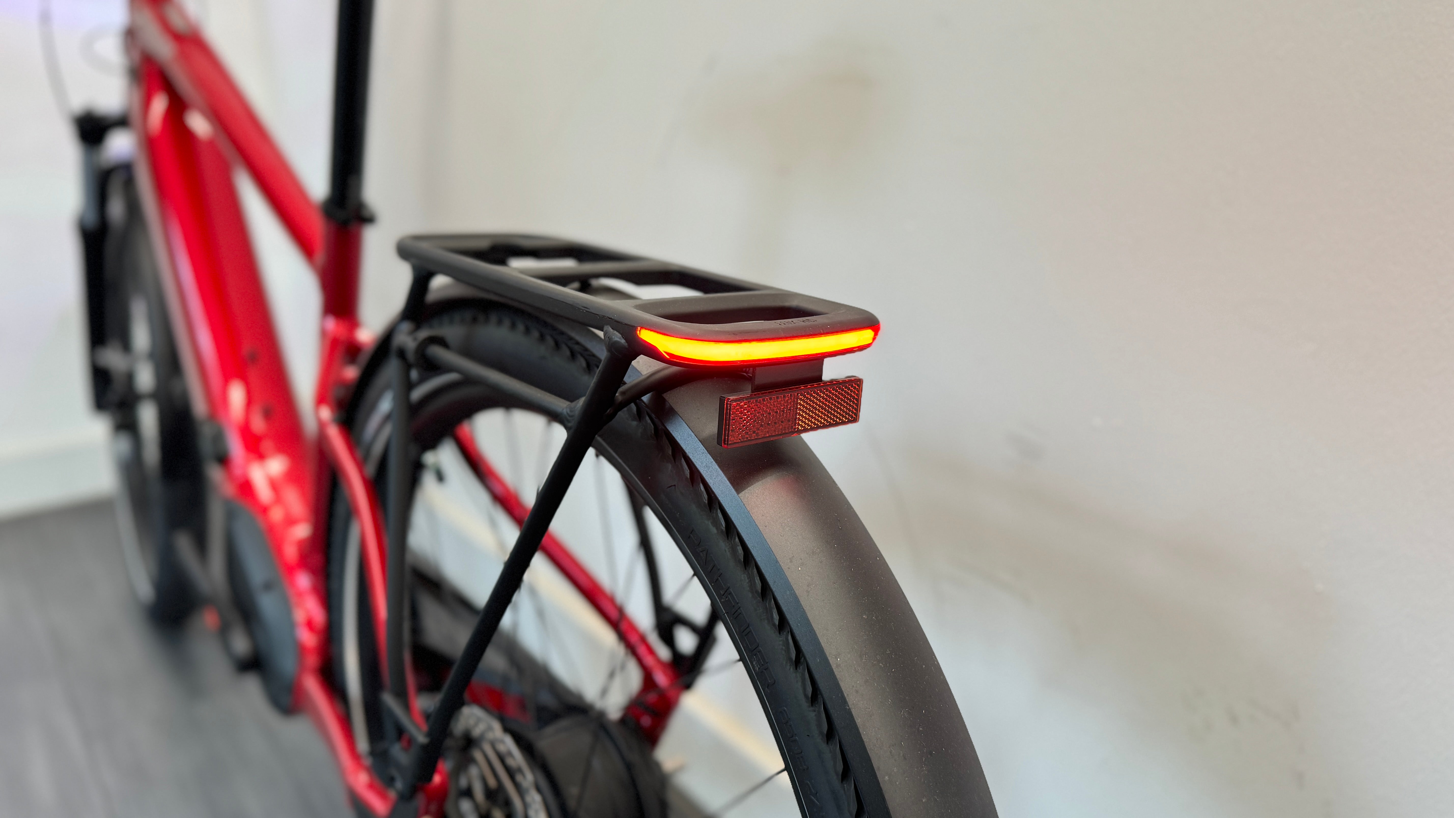 Specialized Vado 3.0 IGH ENVIOlO LARGE Electric Hybrid Bike BRAND NEW RRP £2399