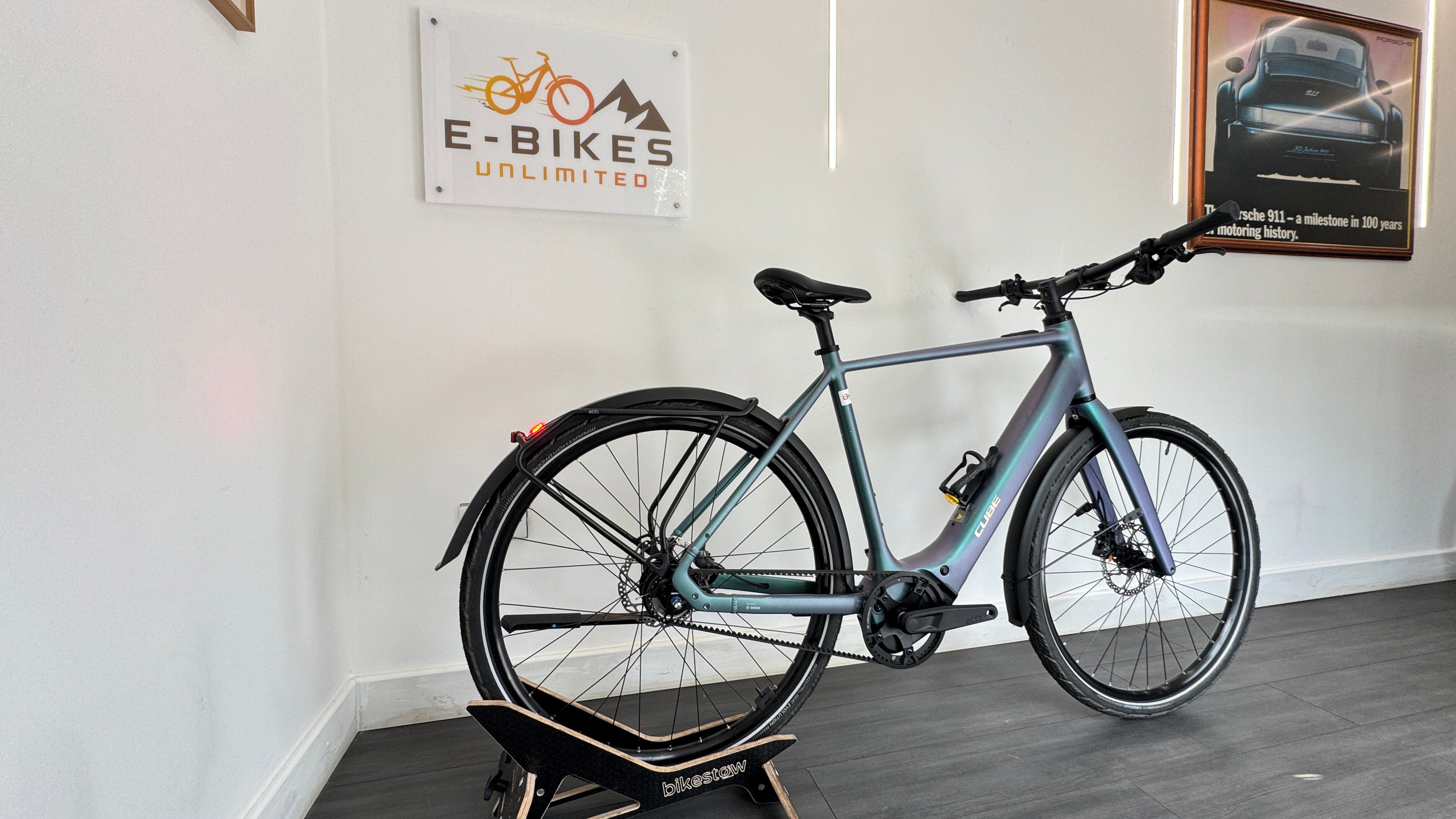 2026 Cube Editor Hybrid SLT 400X FE 58cm LARGE Electric Bike With Belt Drive & Hub Gears In Smaragd Grey & Prism