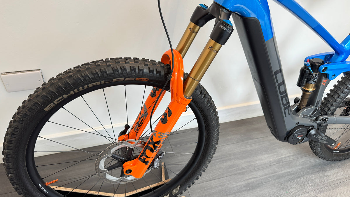 Action Team 750Wh Kiox 300 27.5 MEDIUM Electric Full Suspension Mountain Bike