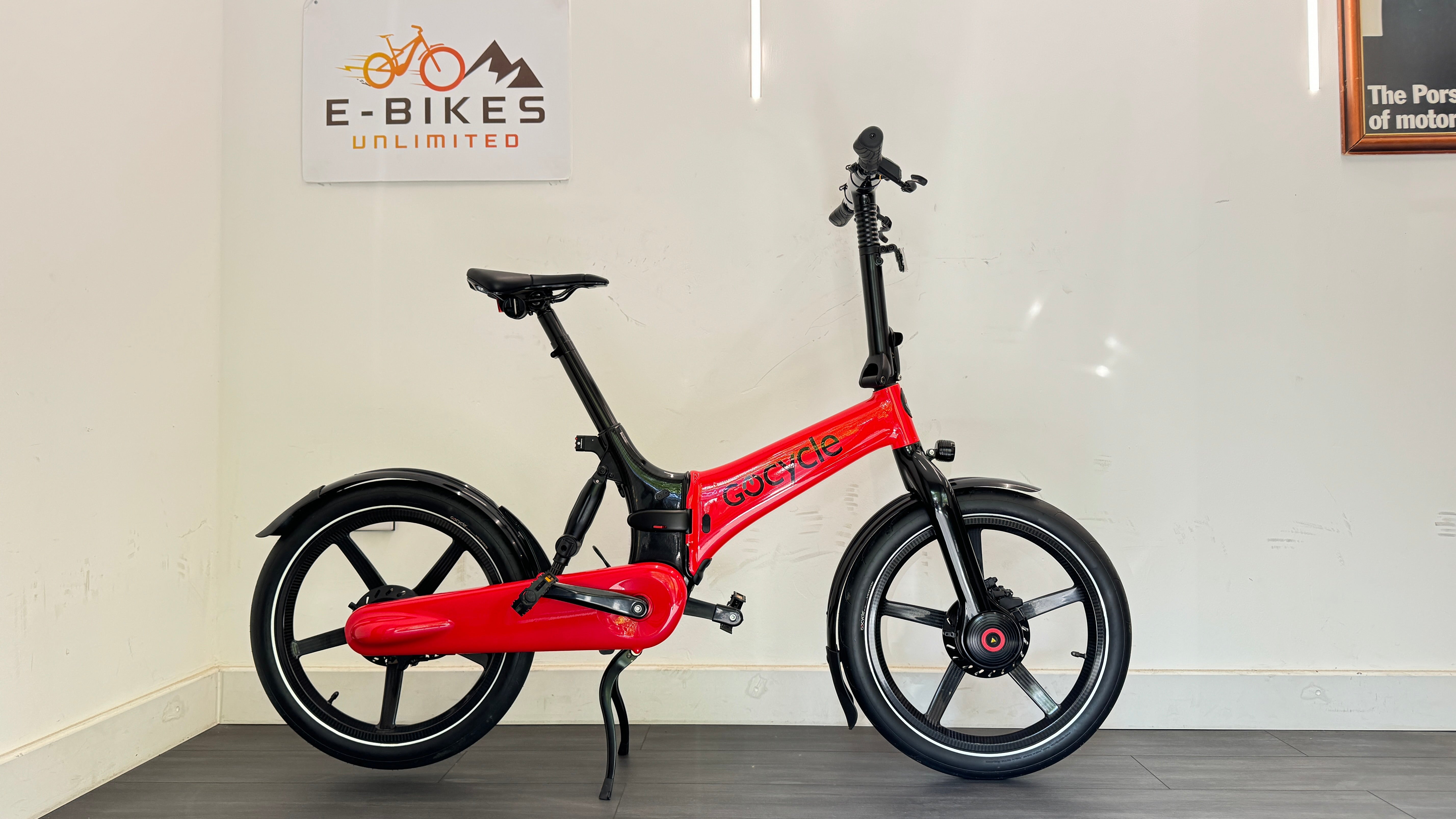 Gocycle G4i+ Bike Red 2024 With Pannier bag Abus lock Carbon Fibre RRP £5699