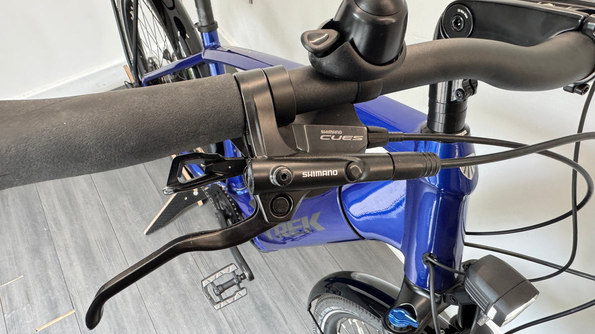 Trek Allant+ 7 Performance CX 625Wh Electric Bike In Hex Blue Only 202 miles RRP £2999