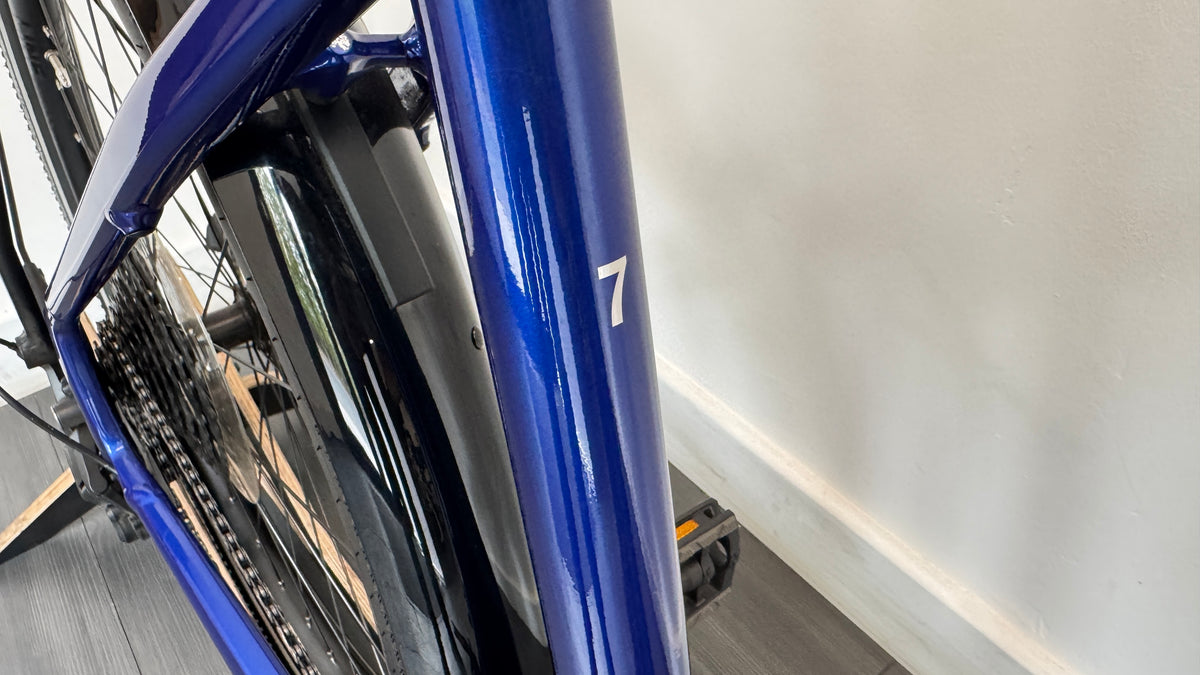 Trek Allant+ 7 Performance CX 625Wh Electric Bike In Hex Blue Only 202 miles RRP £2999