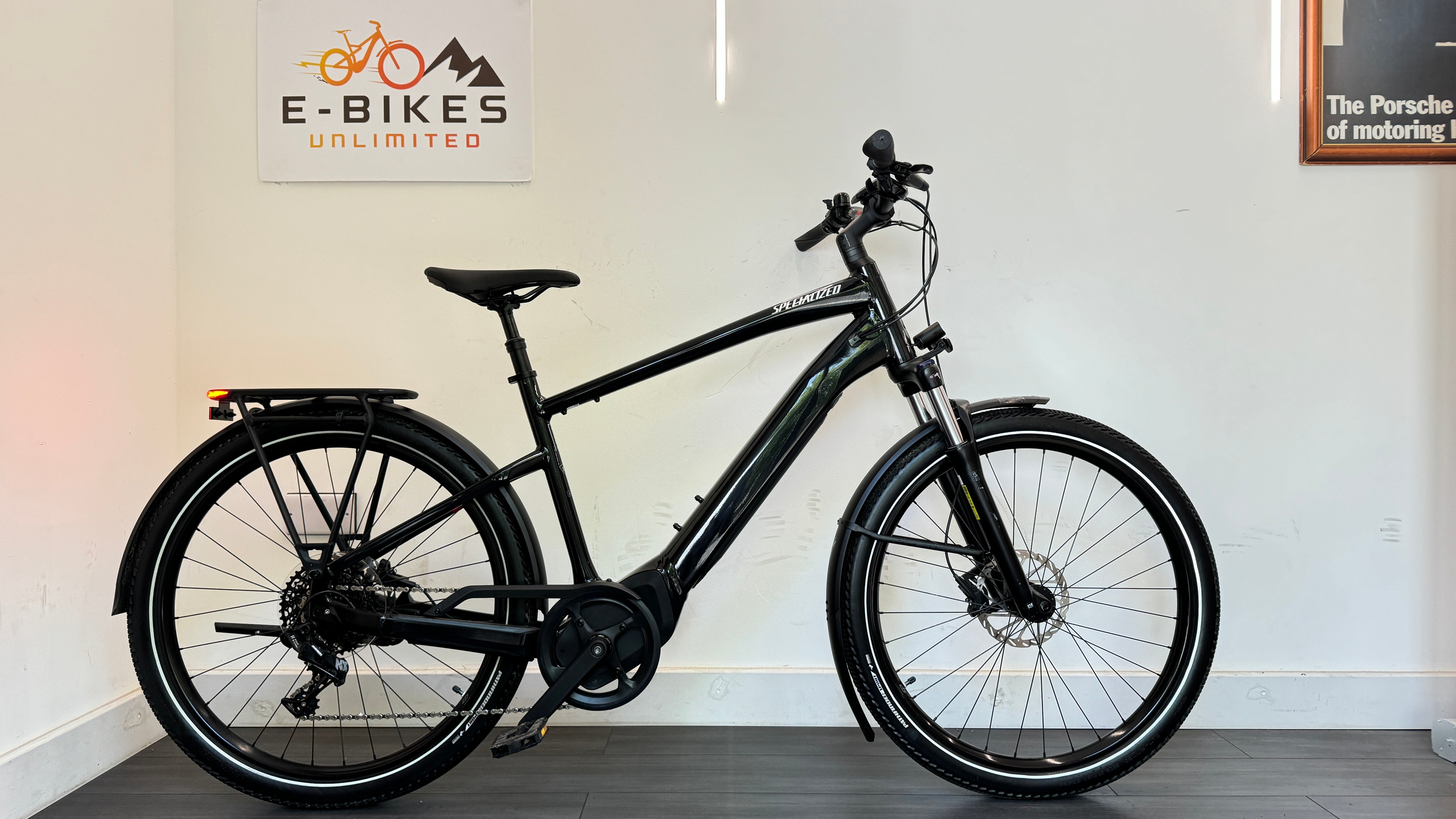 Specialized Turbo Vado 4.0 EXTRA LARGE (XL) 2025 710Wh battery Black Hybrid Bike Only 59 miles
