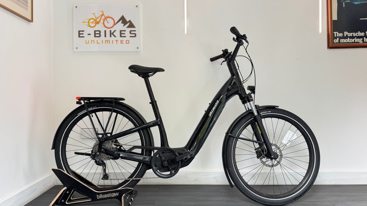 Specialized Turbo Como 3.0 LARGE Step Through Electric Bike Excellent Condition only 116 miles use
