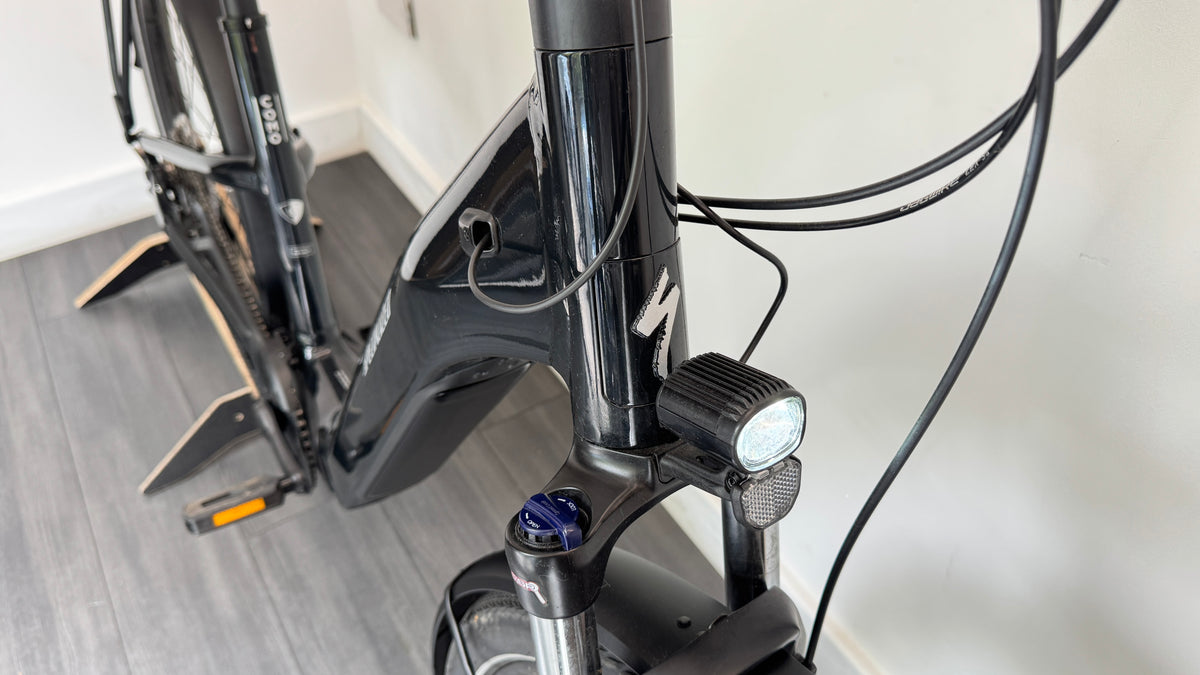 Specialized Turbo Como 3.0 LARGE Step Through Electric Bike Excellent Condition only 116 miles use
