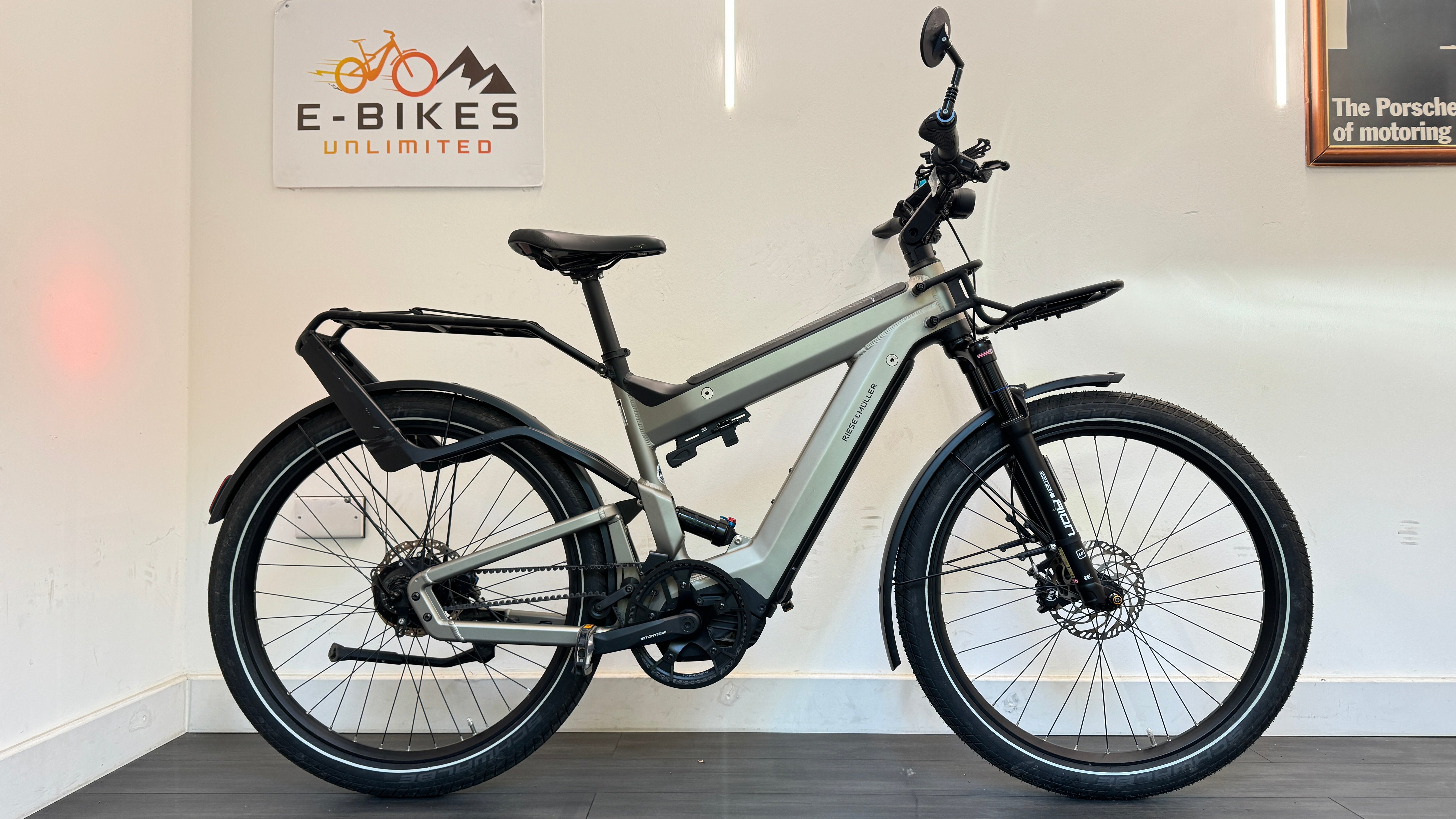 Riese & Muller Superdelite Kiox Rohloff gearing 51cm MEDIUM Bike Silver EXTRAS 1000Wh Battery