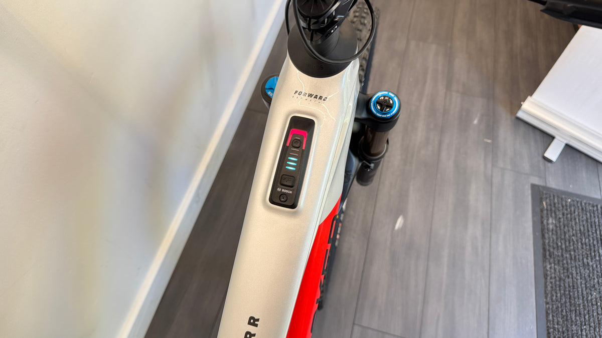 Mondraker Crafty Carbon RR Electric Bike LARGE Red/Silver/Grey Bosch Volspeed Kiox 500 Excellent