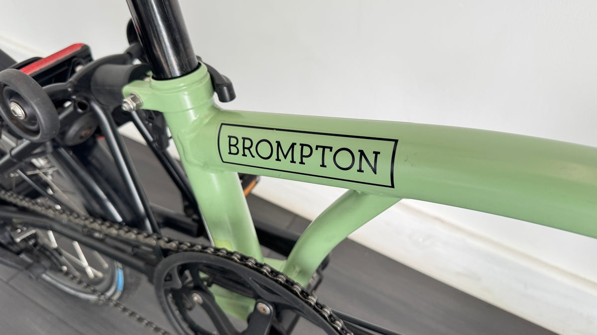Brompton M6L C-Line Electric Folding Bike - Turkish Green / Black Ebike Telescopic post