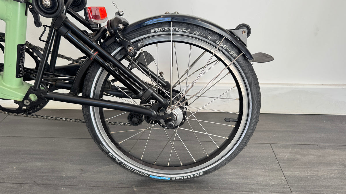 Brompton M6L C-Line Electric Folding Bike - Turkish Green / Black Ebike Telescopic post