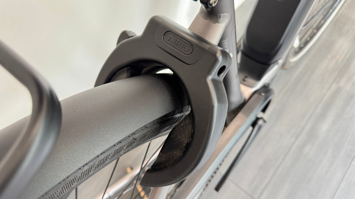 Giant Expression E+ 2 SMALL Electric Bike Trekking Step Through Bike only 210 miles