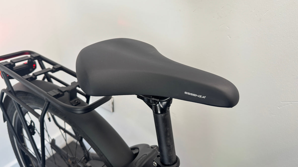 Giant Expression E+ 2 SMALL Electric Bike Trekking Step Through Bike only 210 miles