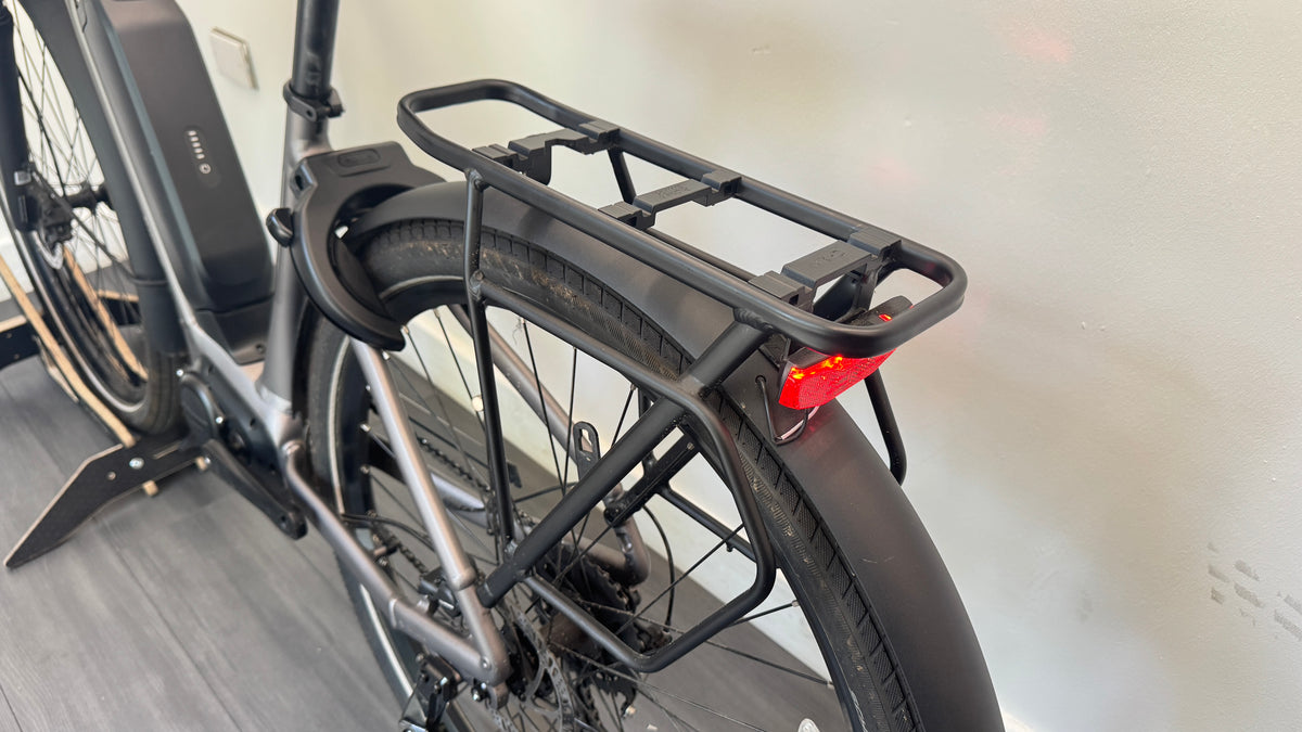 Giant Expression E+ 2 SMALL Electric Bike Trekking Step Through Bike only 210 miles