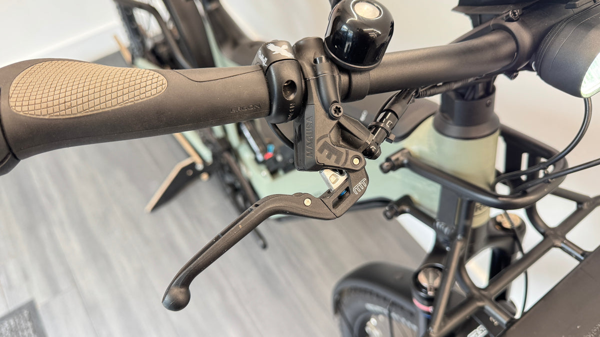 Riese and Muller Superdelite GT Rohloff Belt Drive 51cm MEDIUM Bosch Nyon 1125Wh Electric Bike Tundra Grey Matt