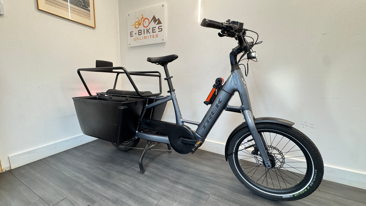 Trek Fetch+ 2 Galactic Grey 41 Bosch Cargo Electric Bike Cargo Bike With Baskets and Pannier Kit Rack Fetch+ 2