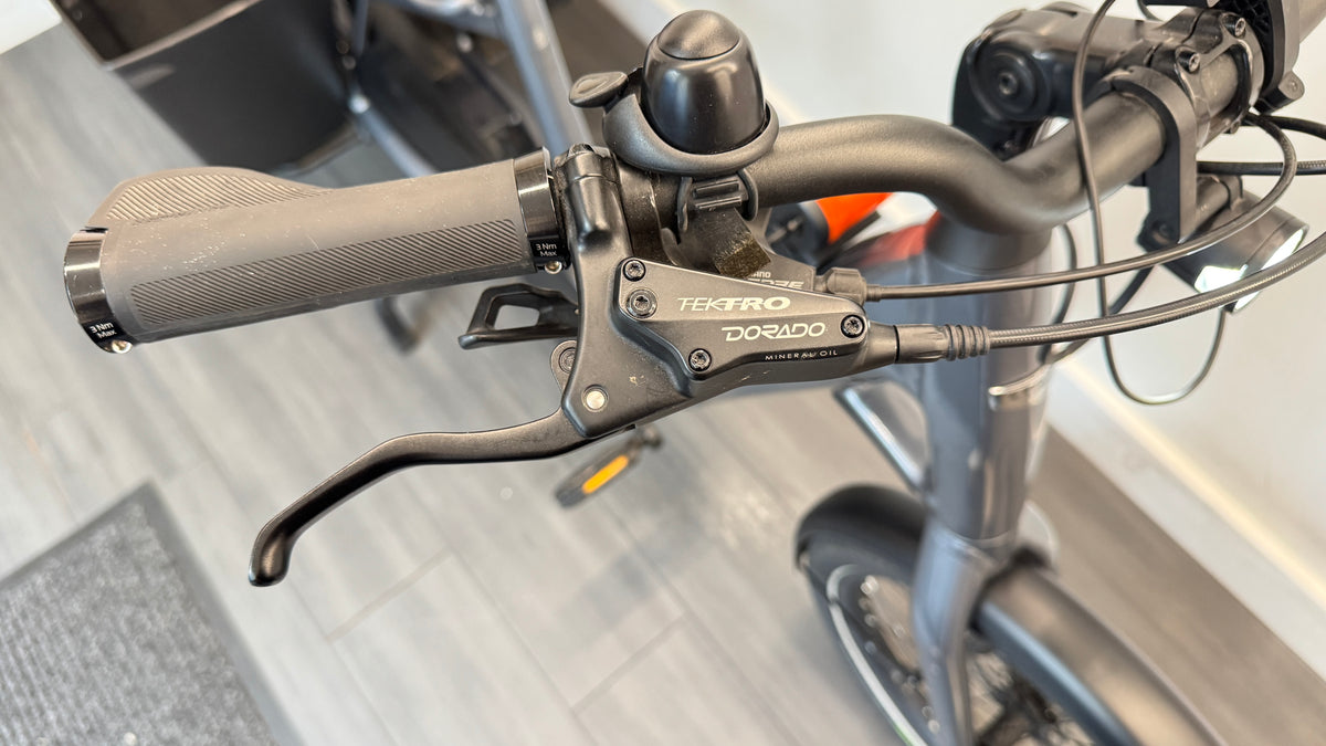 Trek Fetch+ 2 Galactic Grey 41 Bosch Cargo Electric Bike Cargo Bike With Baskets and Pannier Kit Rack Fetch+ 2