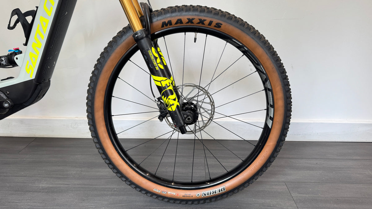 Santa Cruz Heckler Carbon CC S MEDIUM Electric Bike EBIKE Shimano EP8 504Wh Burgtec Upgrades