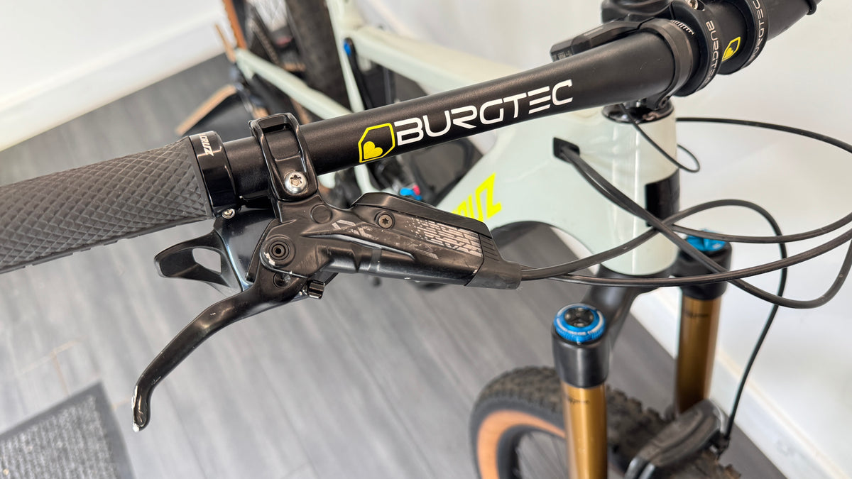 Santa Cruz Heckler Carbon CC S MEDIUM Electric Bike EBIKE Shimano EP8 504Wh Burgtec Upgrades