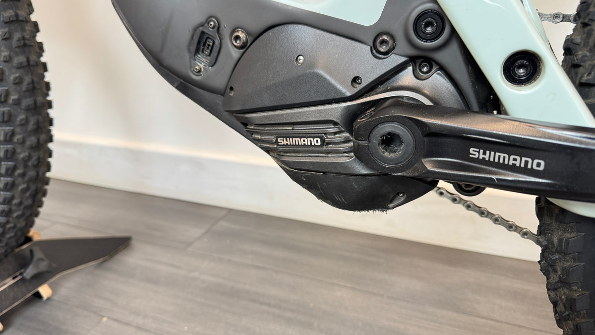 Santa Cruz Heckler Carbon CC S MEDIUM Electric Bike EBIKE Shimano EP8 504Wh Burgtec Upgrades