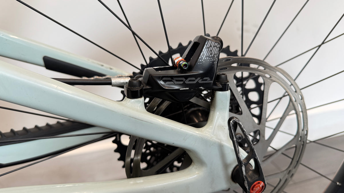 Santa Cruz Heckler Carbon CC S MEDIUM Electric Bike EBIKE Shimano EP8 504Wh Burgtec Upgrades
