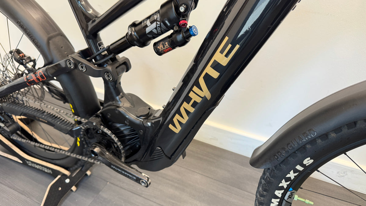 Whyte Bikes E-160 RSX MEDIUM Trail/Enduro Electric Mountain Bike 2024 Matt Black and Orange