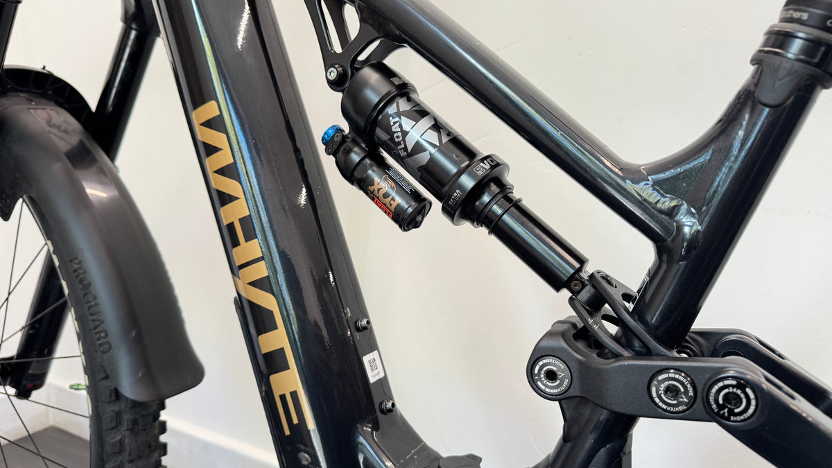 Whyte Bikes E-160 RSX MEDIUM Trail/Enduro Electric Mountain Bike 2024 Matt Black and Orange