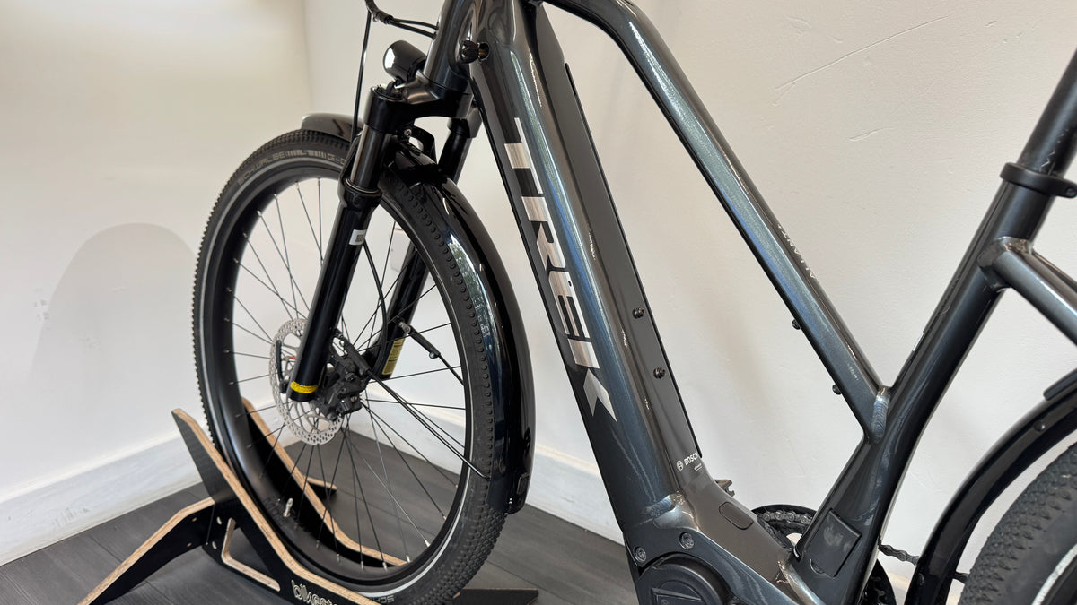 Trek Allant +7 Stagger MEDIUM 2023 Lithium Grey Electric Bike ebike rrp £2950