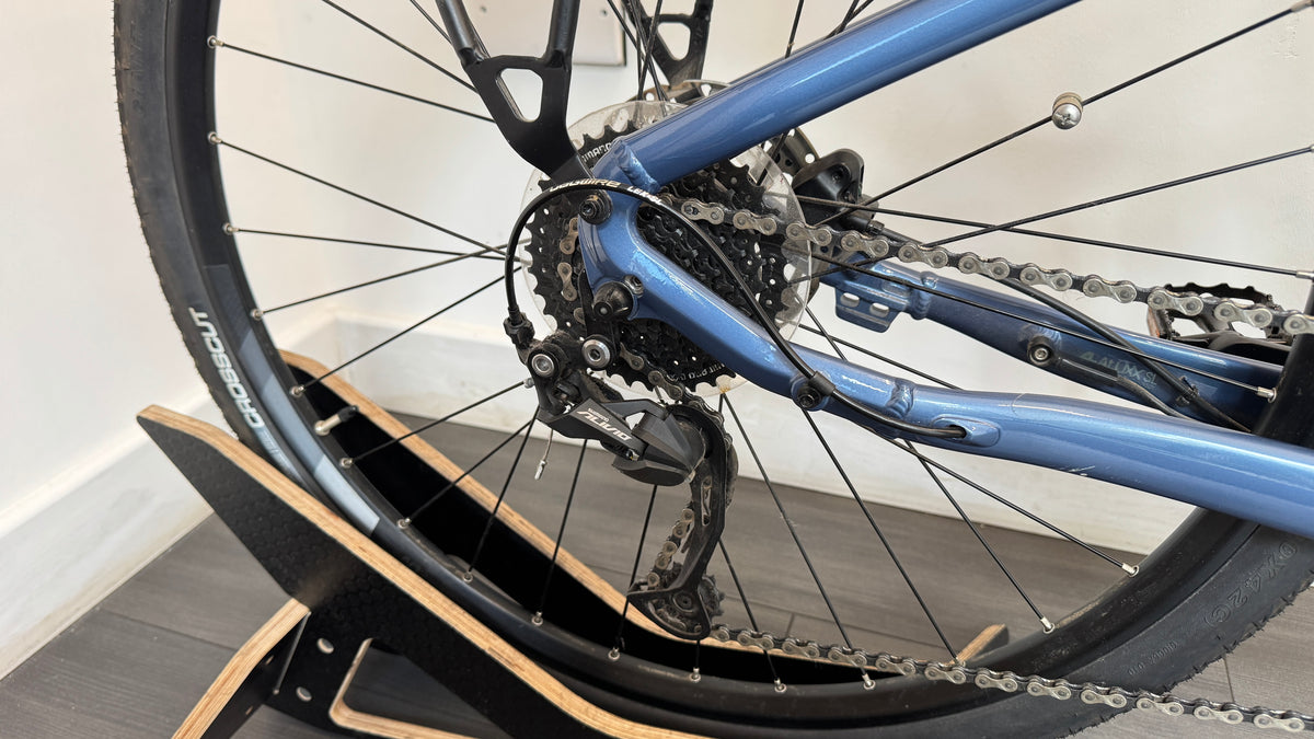 Giant Liv Rove E+ SMALL Blue Ashes Hybrid Ebike Electric Bike Acid Mudguards Rear Carrier