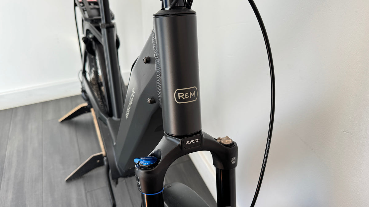 Riese and Muller Nevo4 GT City Bike MEDIUM Electric Bike 51cm 750Wh Bosch Utility Grey Matt Brand New Ebike rrp £5299