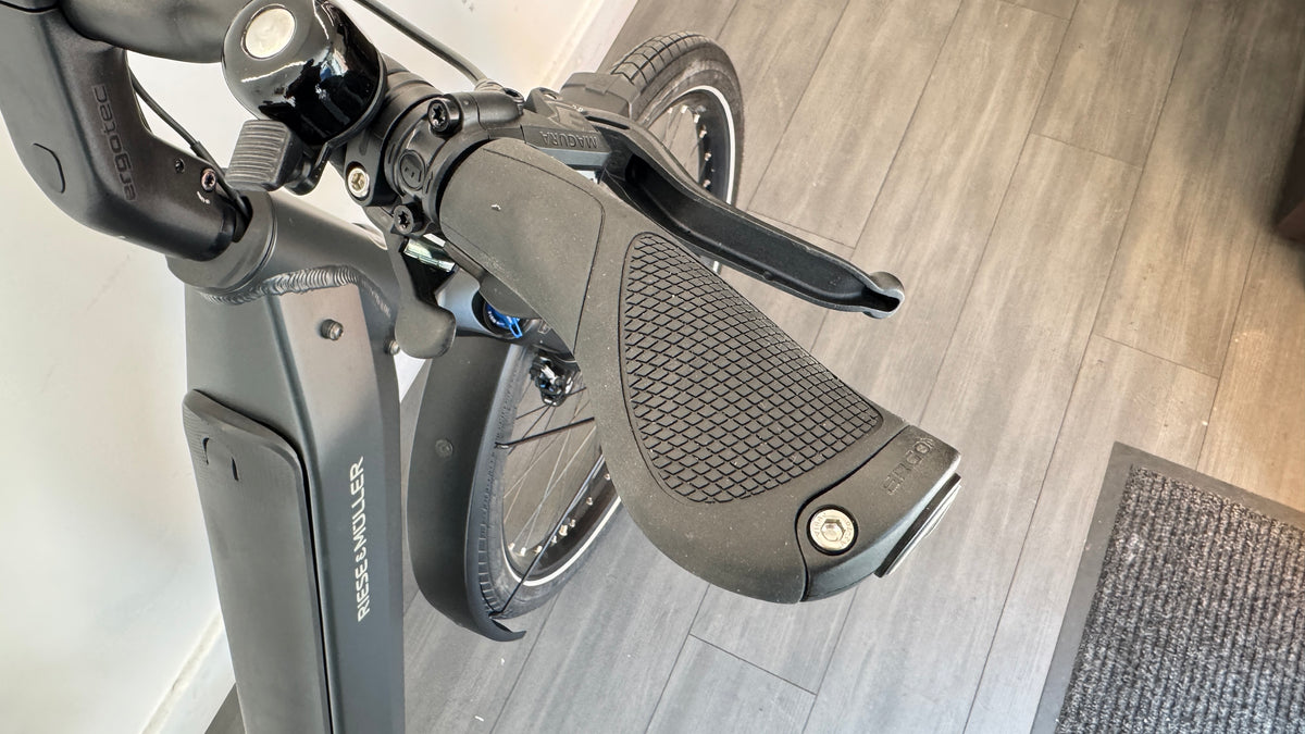 Riese and Muller Nevo4 GT City Bike MEDIUM Electric Bike 51cm 750Wh Bosch Utility Grey Matt Brand New Ebike rrp £5299