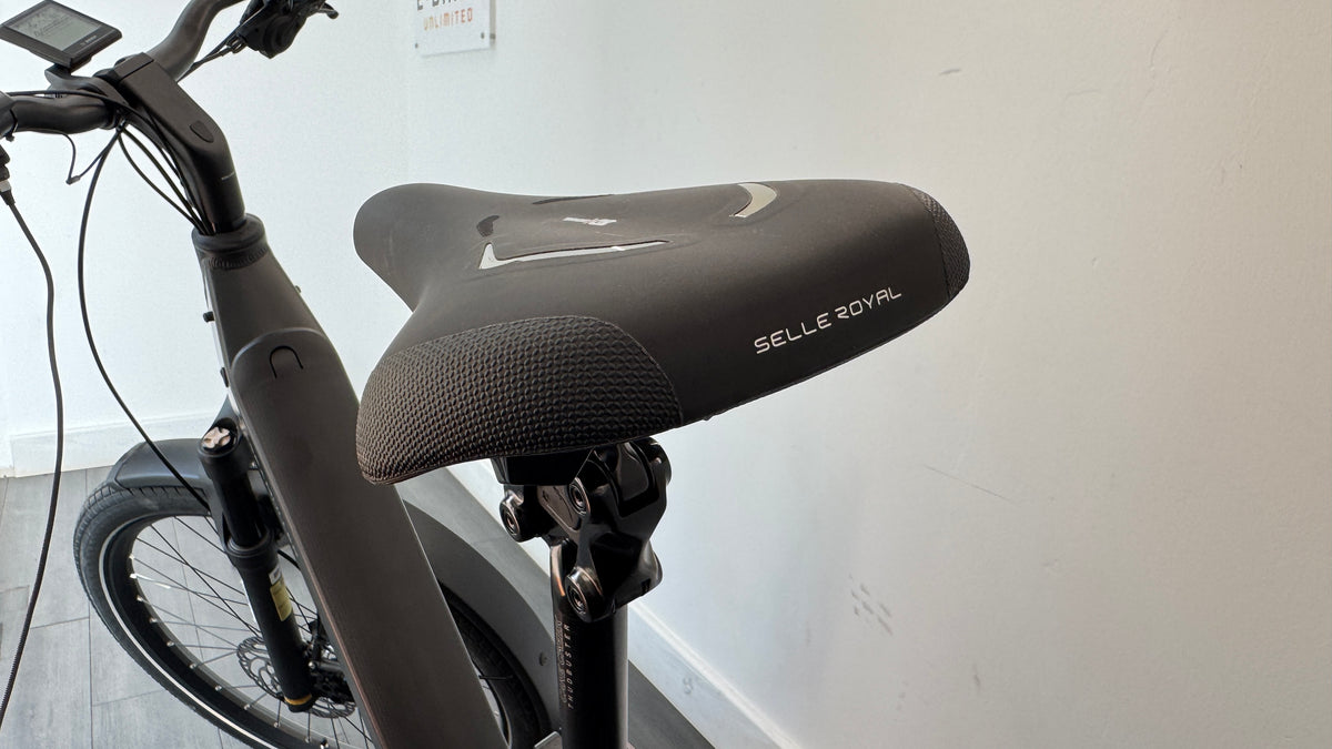 Riese and Muller Nevo4 GT City Bike MEDIUM Electric Bike 51cm 750Wh Bosch Utility Grey Matt Brand New Ebike rrp £5299