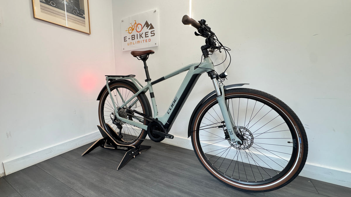 Cube Touring Hybrid Pro 625Wh SMALL Hybrid Electric Bike Shimano Deore Lunar Grey