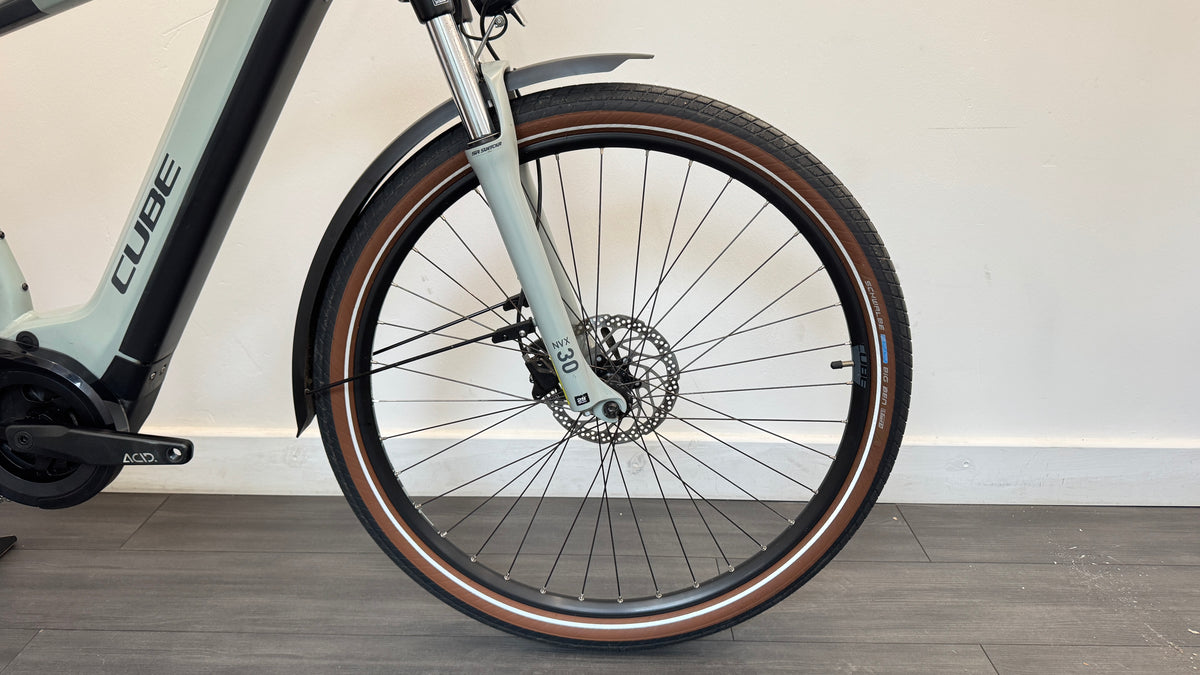Cube Touring Hybrid Pro 625Wh SMALL Hybrid Electric Bike Shimano Deore Lunar Grey