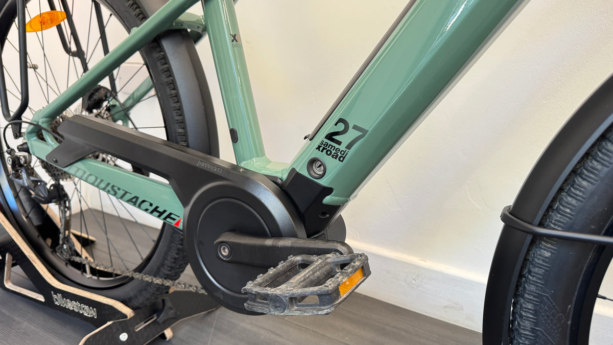 Moustache Samedi 27 Xroad LARGE Bosch Active Line Plus 400Wh Excellent Condition - Green