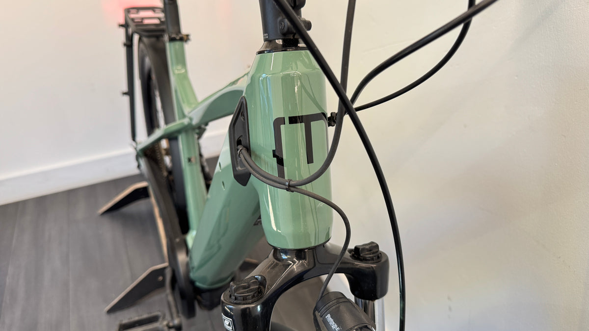 Moustache Samedi 27 Xroad LARGE Bosch Active Line Plus 400Wh Excellent Condition - Green
